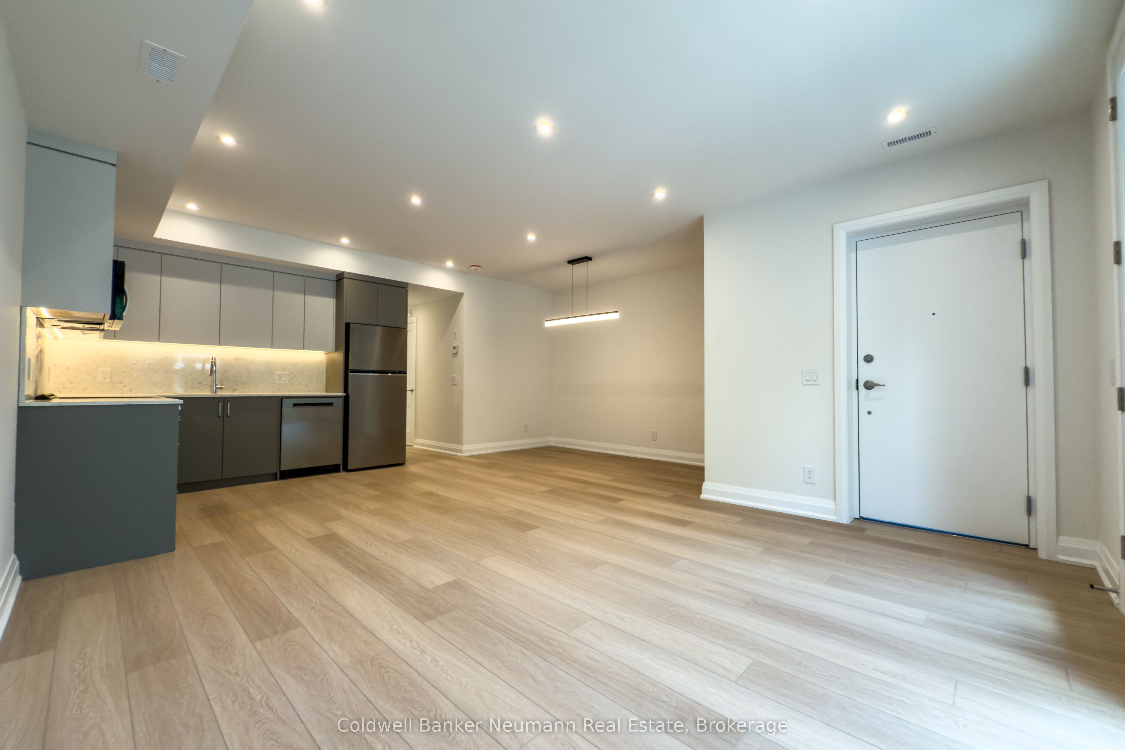 14 Stevenson Street N 1, Guelph, ON N1E 5A4 photo 5