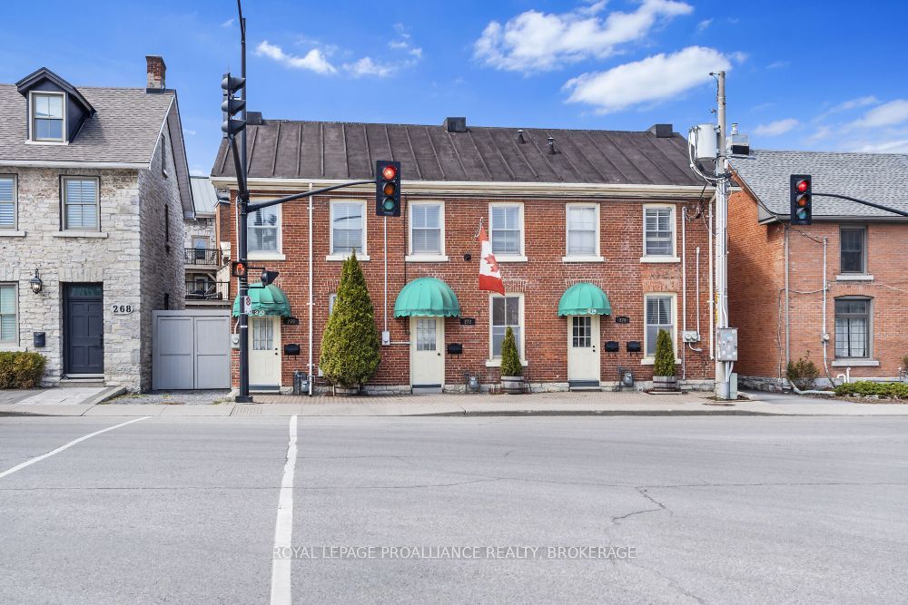 272 Wellington Street, Kingston, ON K7K 2Z1 photo 2