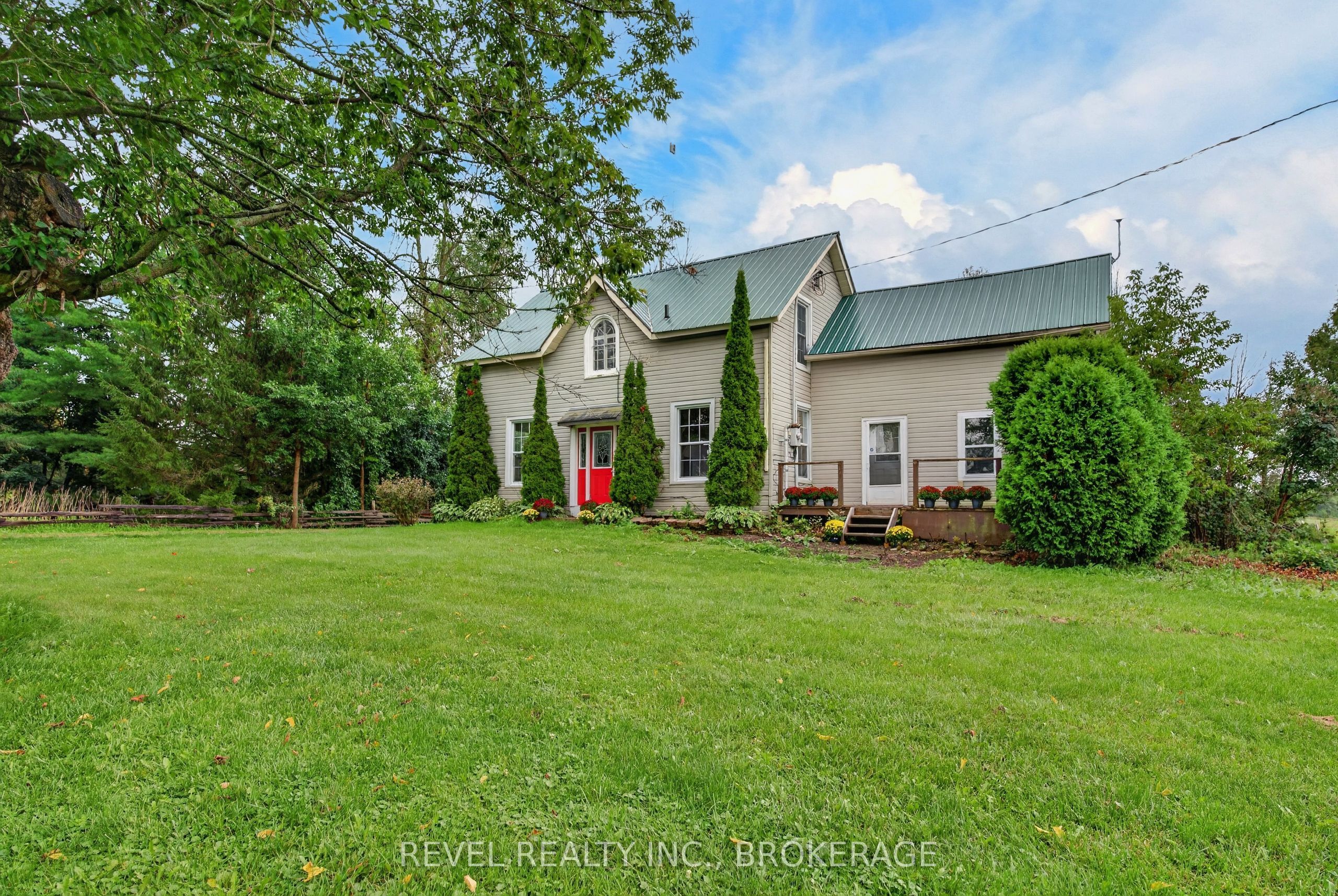 275 Haig Road, Front of Leeds & Seeleys Bay, ON K7G 2V4 photo 4