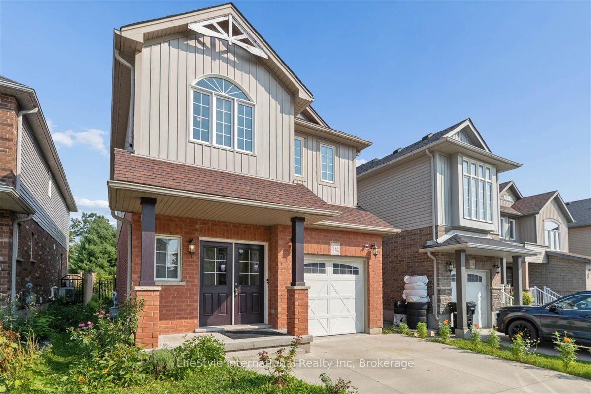 242 Moorlands Crescent, Kitchener, ON N2P 0C4 photo 3