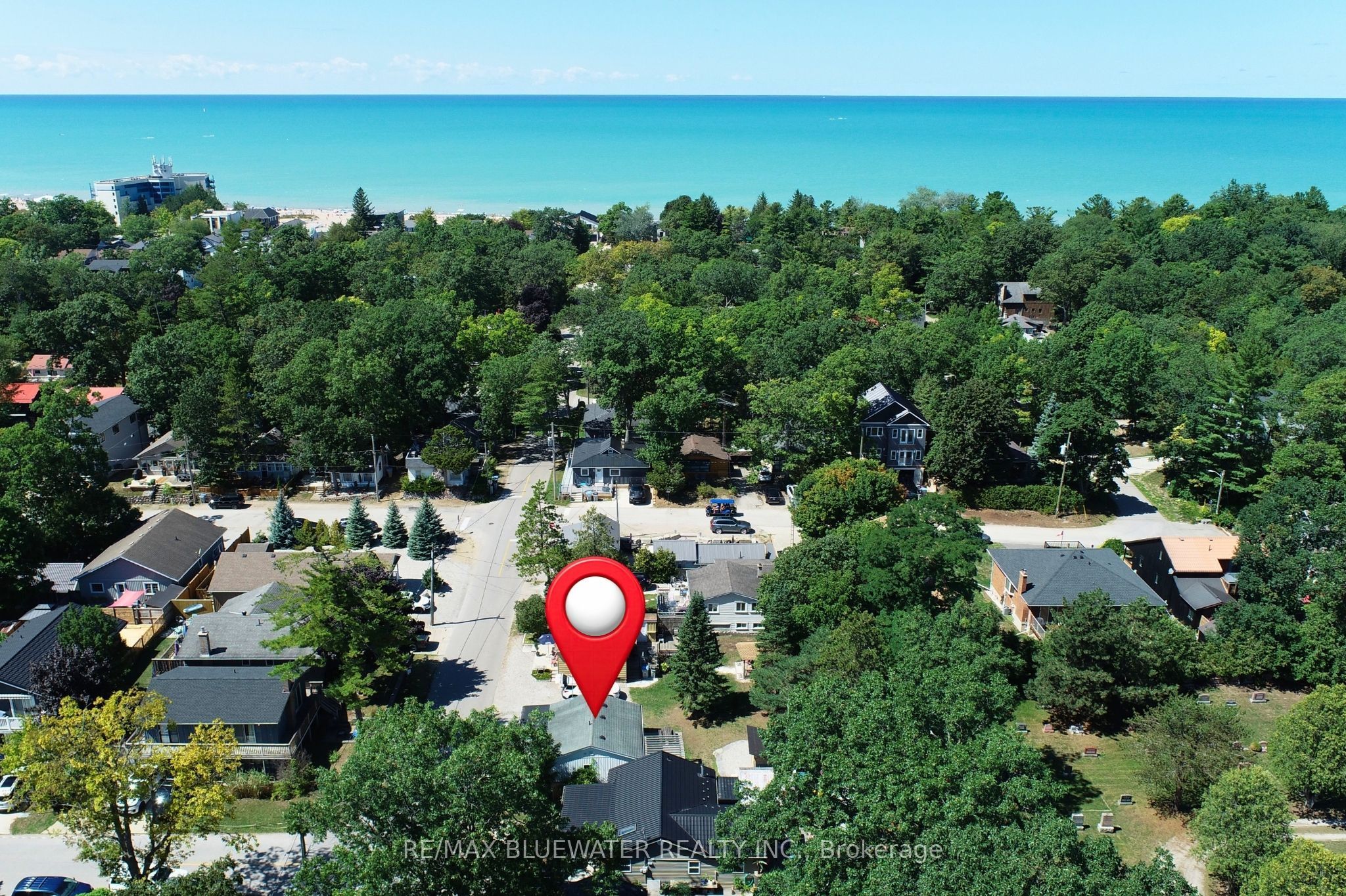 27 Oak Street, Lambton Shores, ON N0M 1T0 photo 2