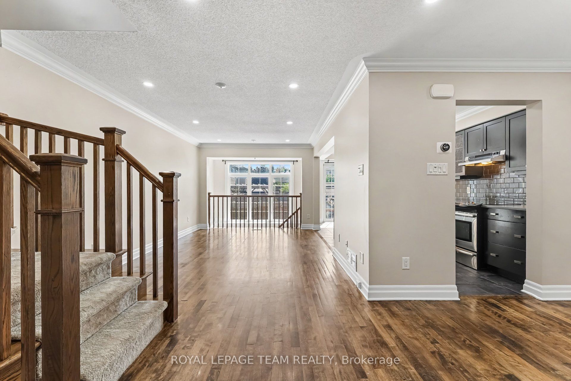 406 Heathrow Private, Stittsville - Munster - Richmond, ON K2S 0M9 photo 3