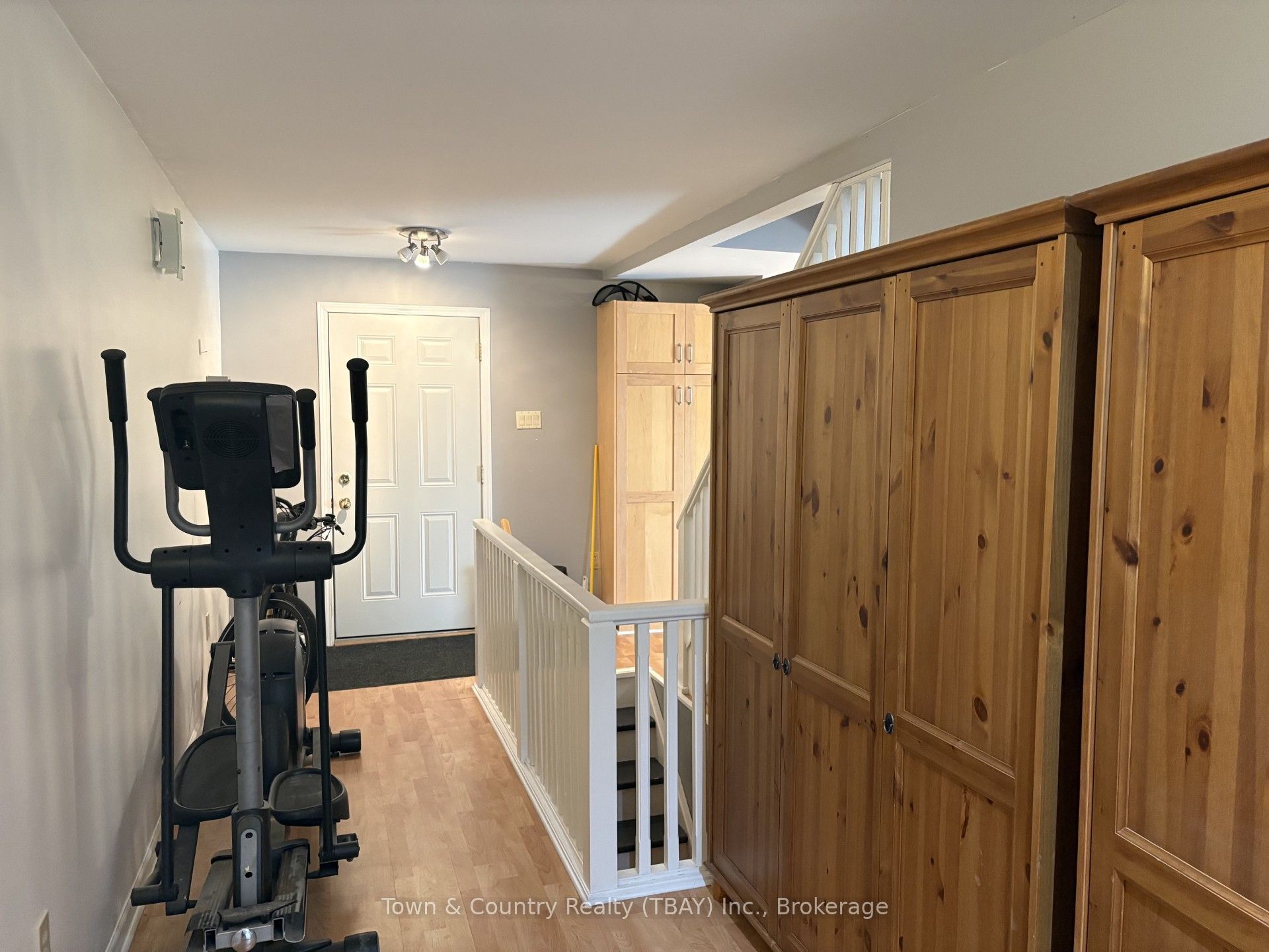 62 Rockwood Avenue N, Thunder Bay, ON P7A 6A2 photo 2