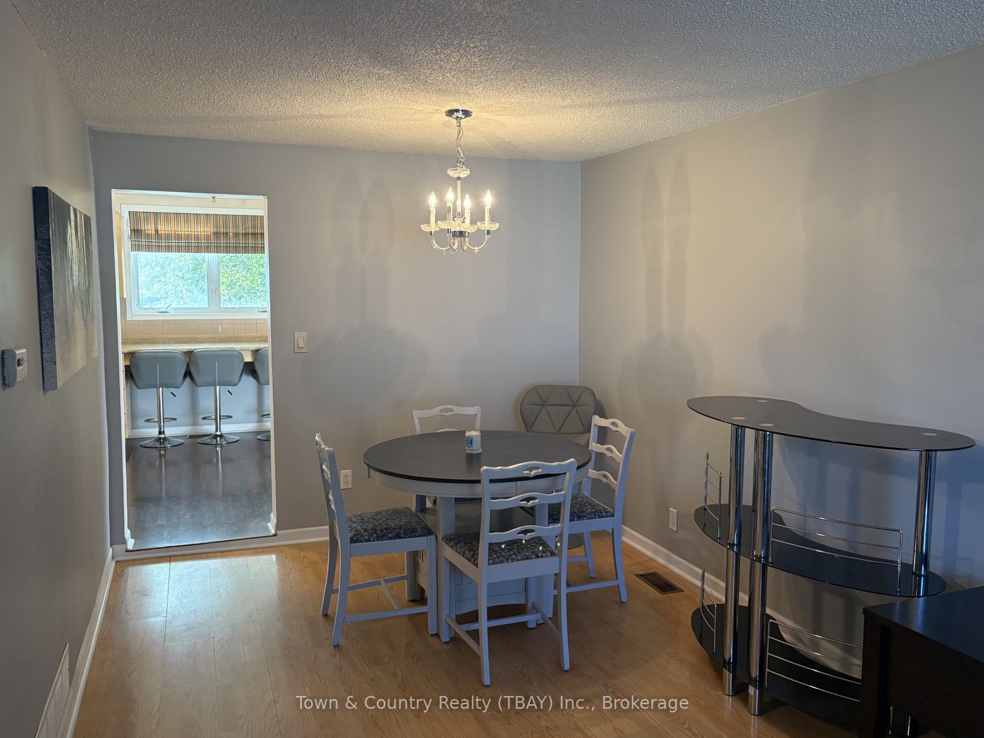 62 Rockwood Avenue N, Thunder Bay, ON P7A 6A2 photo 4