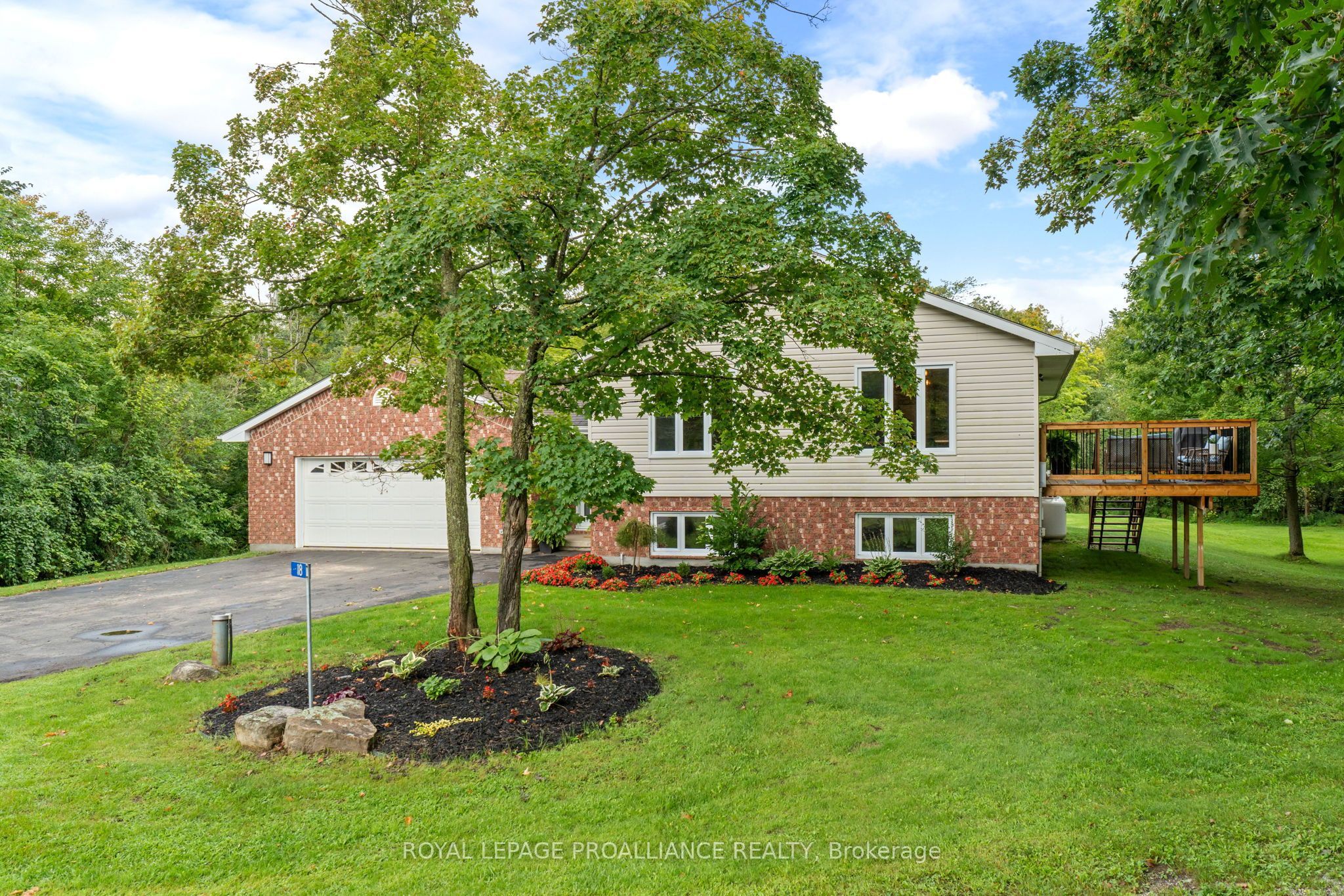 18 East Townline Road, Front of Yonge, ON K0E 1R0 photo 2