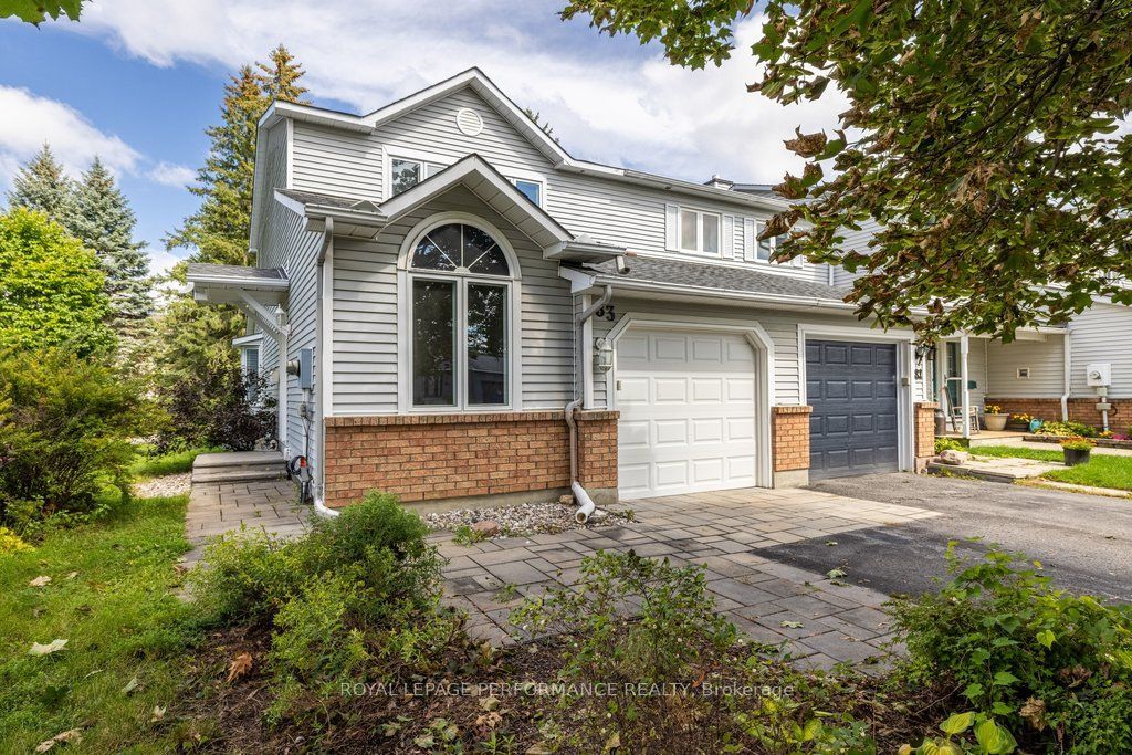 83 Kathleen Crescent, Stittsville - Munster - Richmond, ON K2S 1L8 photo 3