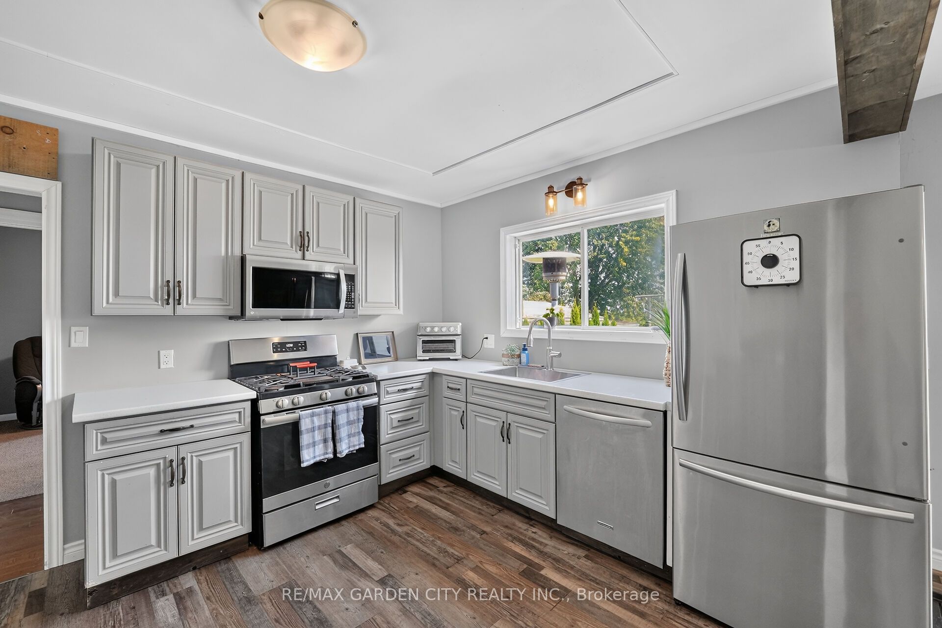 423 Read Road, Niagara-on-the-Lake, ON L2R 7K6 photo 5