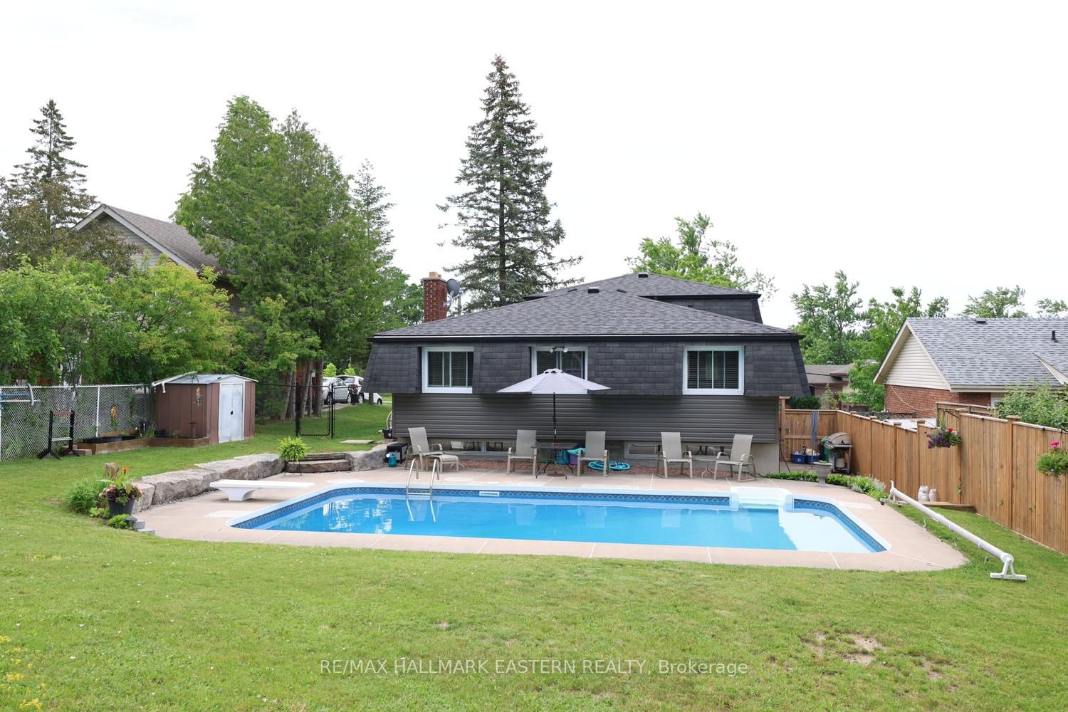 1000 Cumberland Avenue, Peterborough, ON K9H 7B2 photo 4