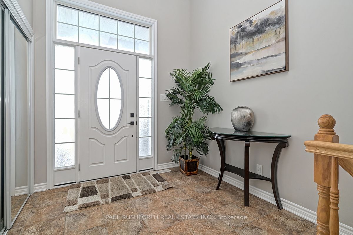 609 Dundonald Drive, Barrhaven, ON K2J 5Y8 photo 3