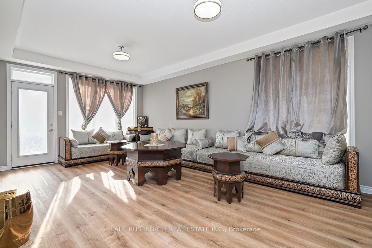 609 Dundonald Drive, Barrhaven, ON K2J 5Y8 photo 5