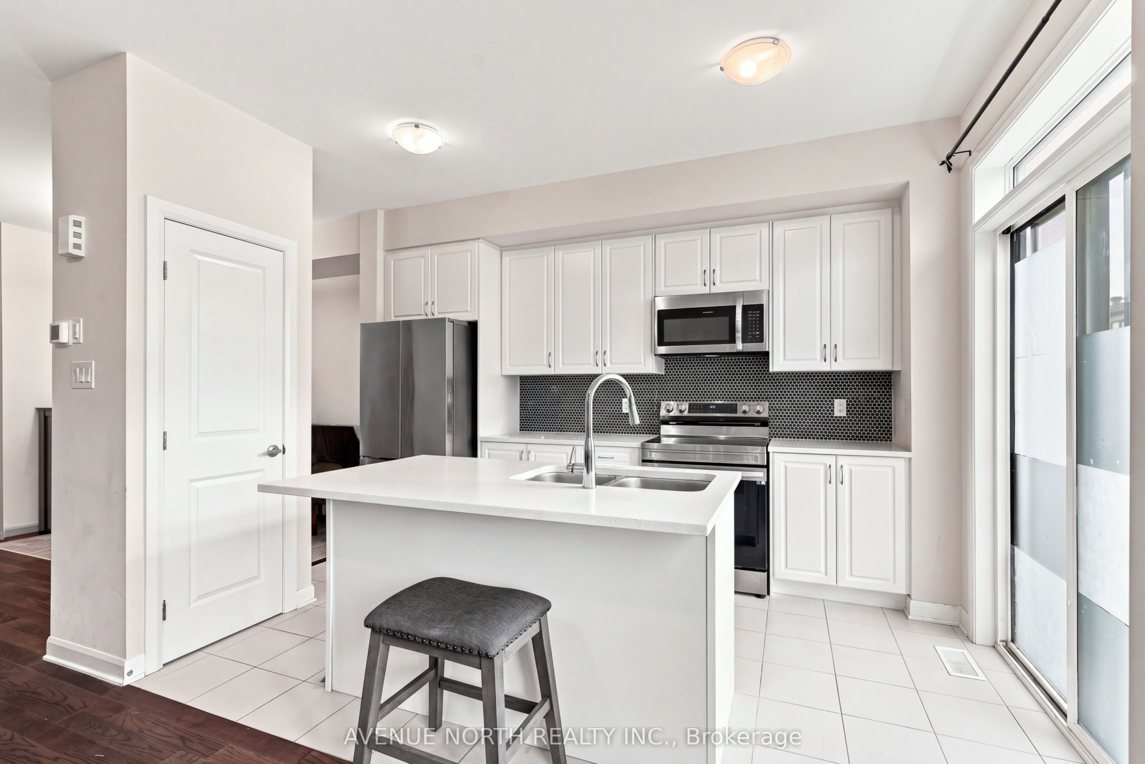 83 Osler Street S, Kanata, ON K2W 0K8 photo 5
