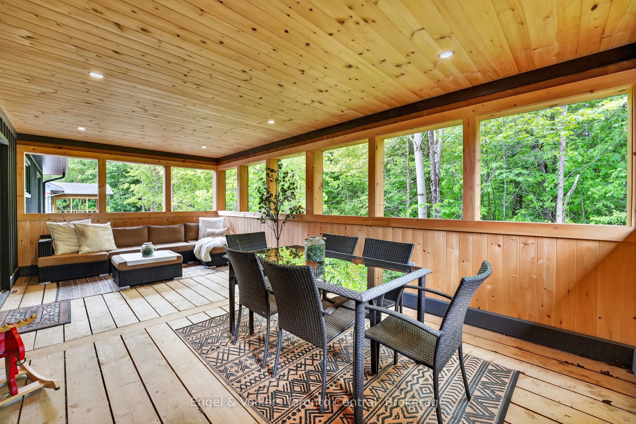 1093 Highway 141 Drive, Seguin, ON P2A 2W8 photo 4