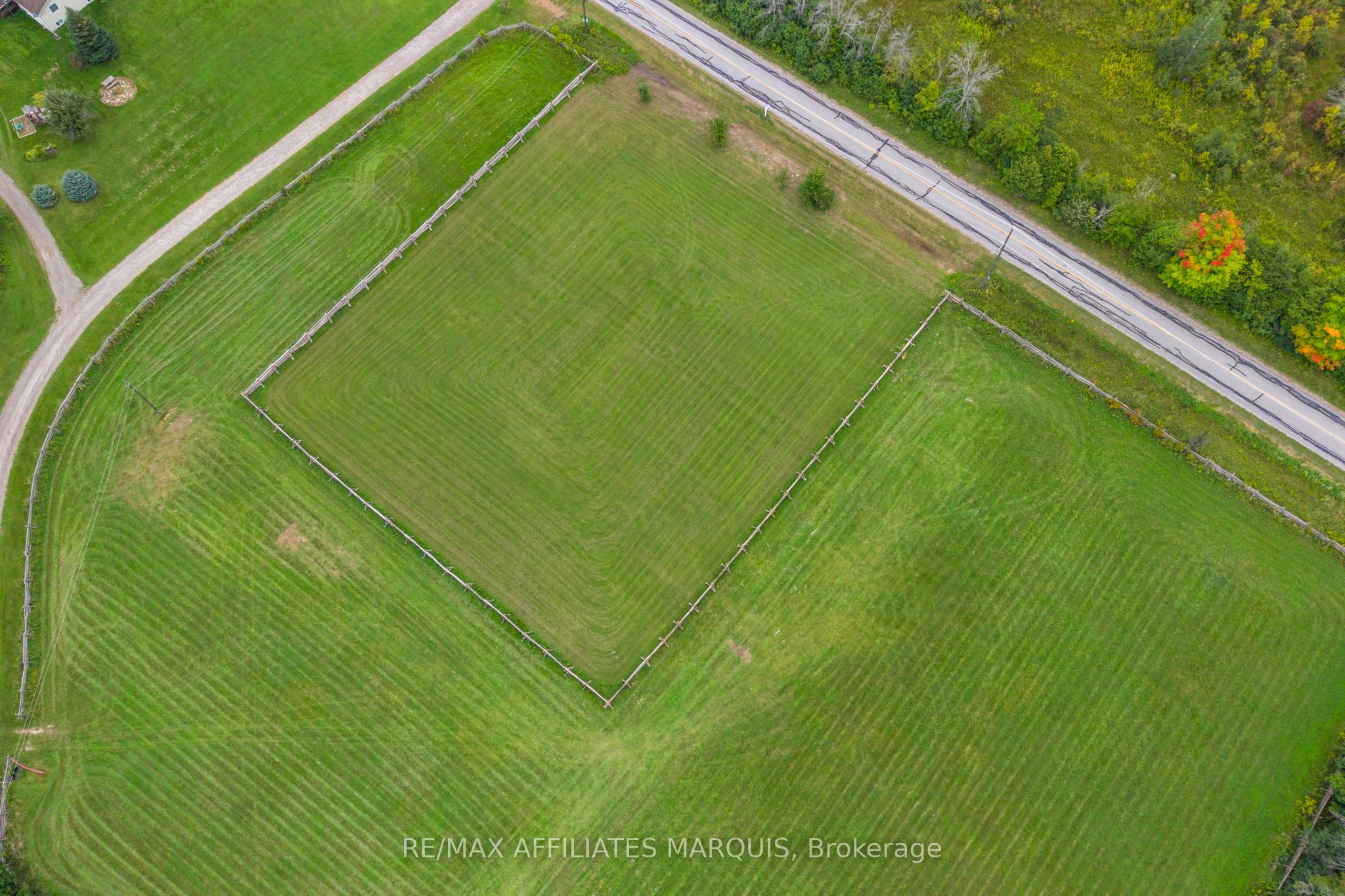 102 Bay Road, Rideau Lakes, ON K0G 1L0 photo 5