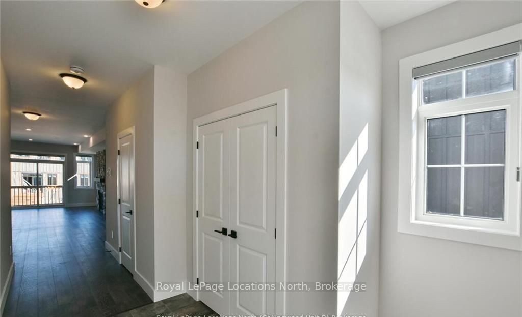183 Courtland Street, Blue Mountains, ON L9Y 0Y5 photo 4