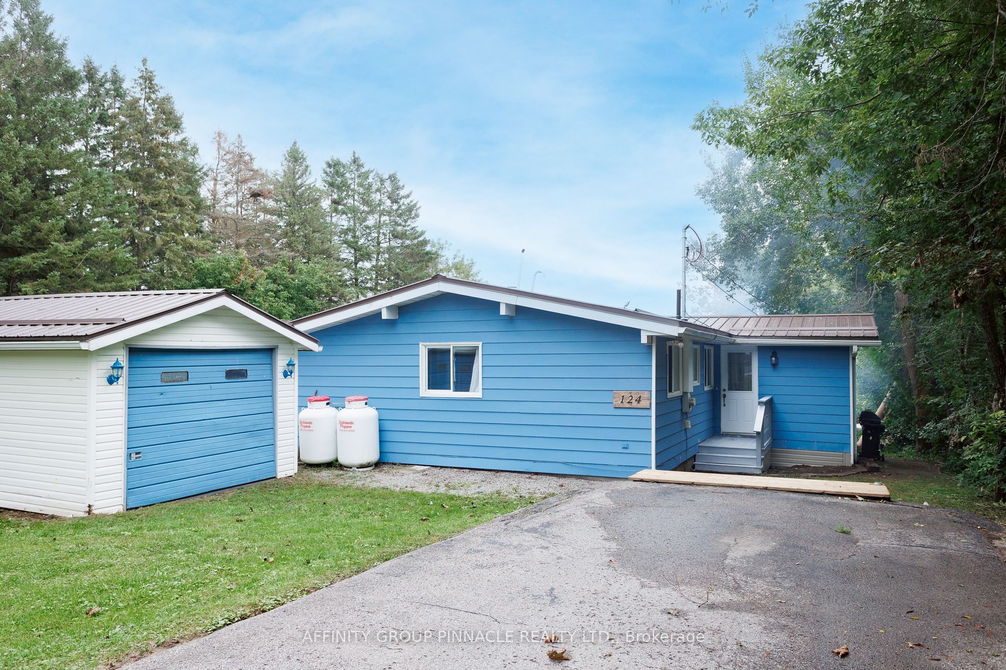 124 Cameron Drive, Kawartha Lakes, ON K0M 1G0