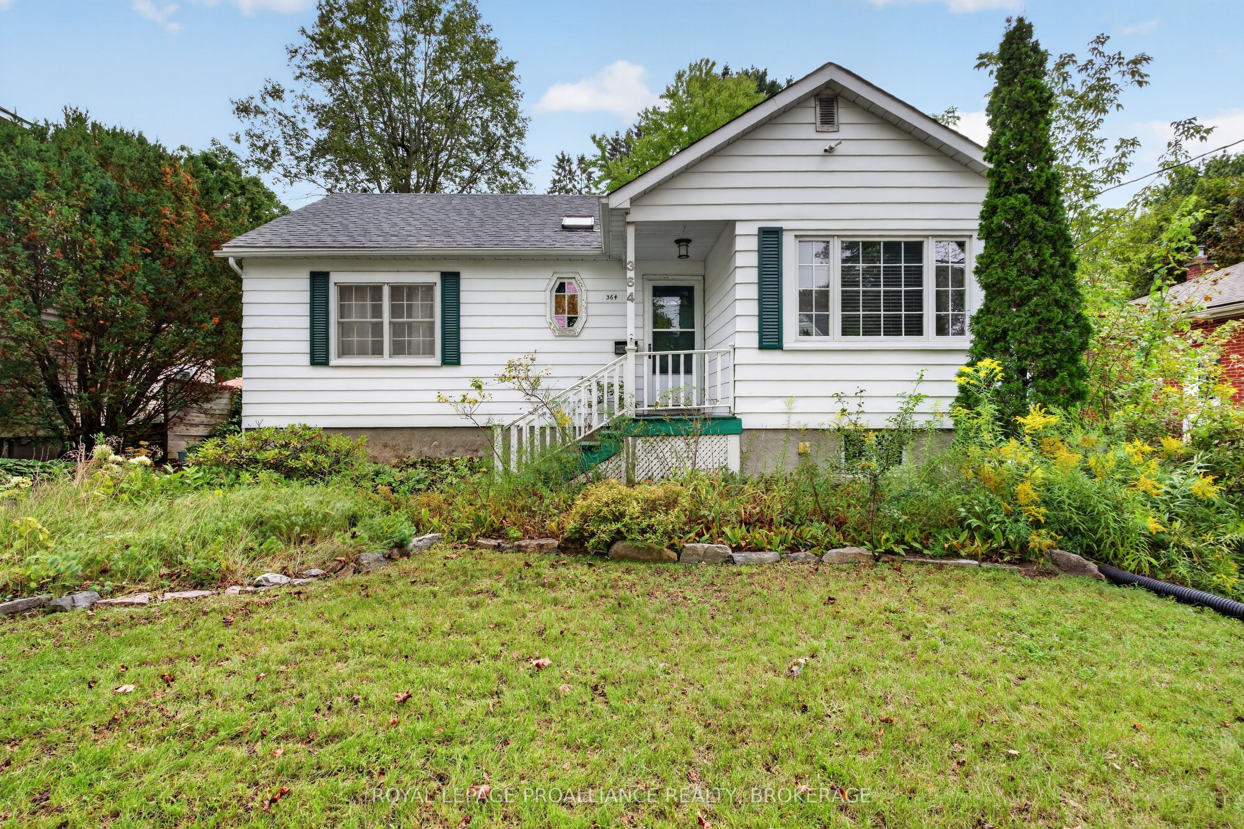 364 Glengarry Road, Kingston, ON K7M 3K2 photo 2