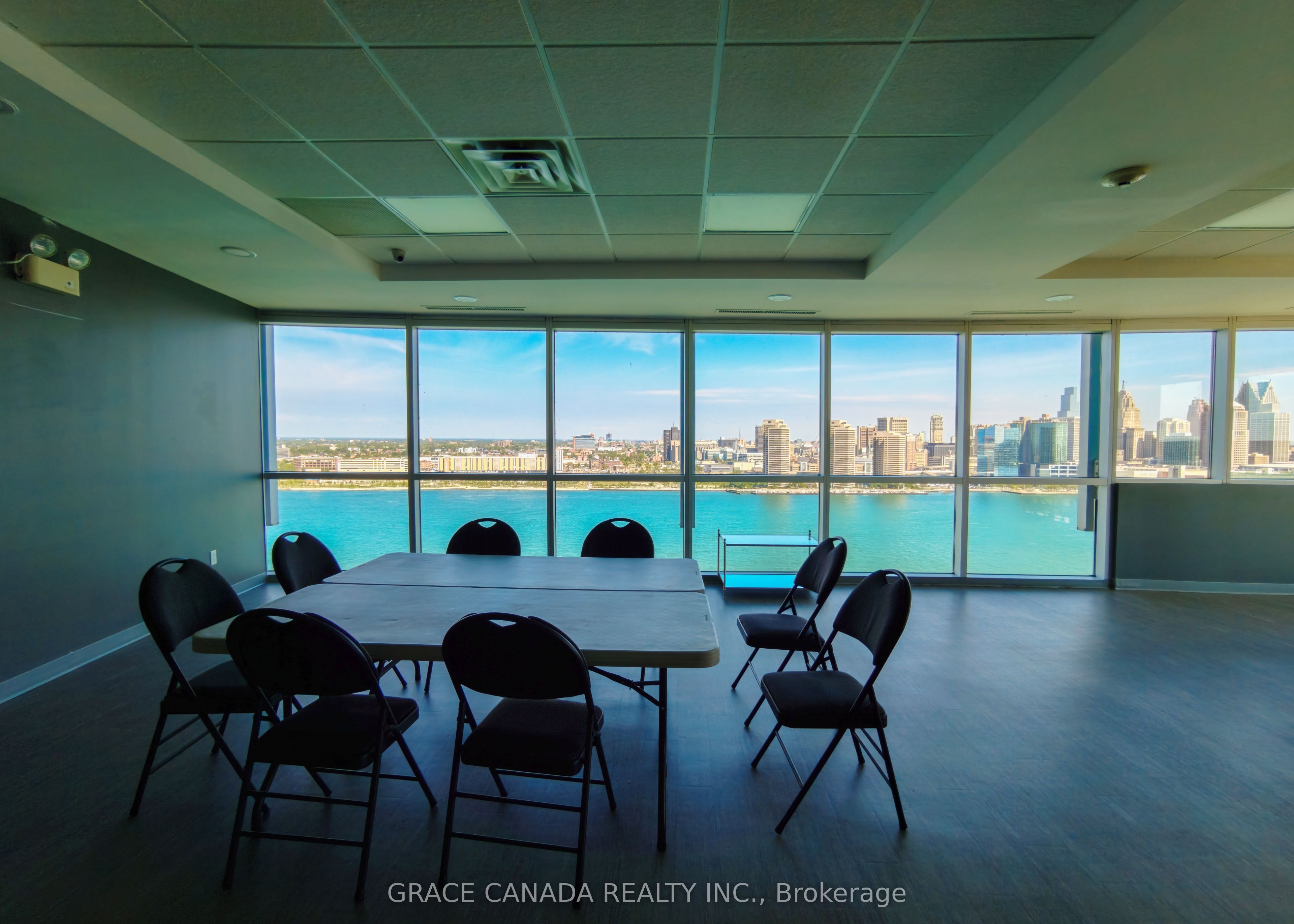 1225 Riverside Drive W 504, Windsor, ON N9A 0A2 photo 4