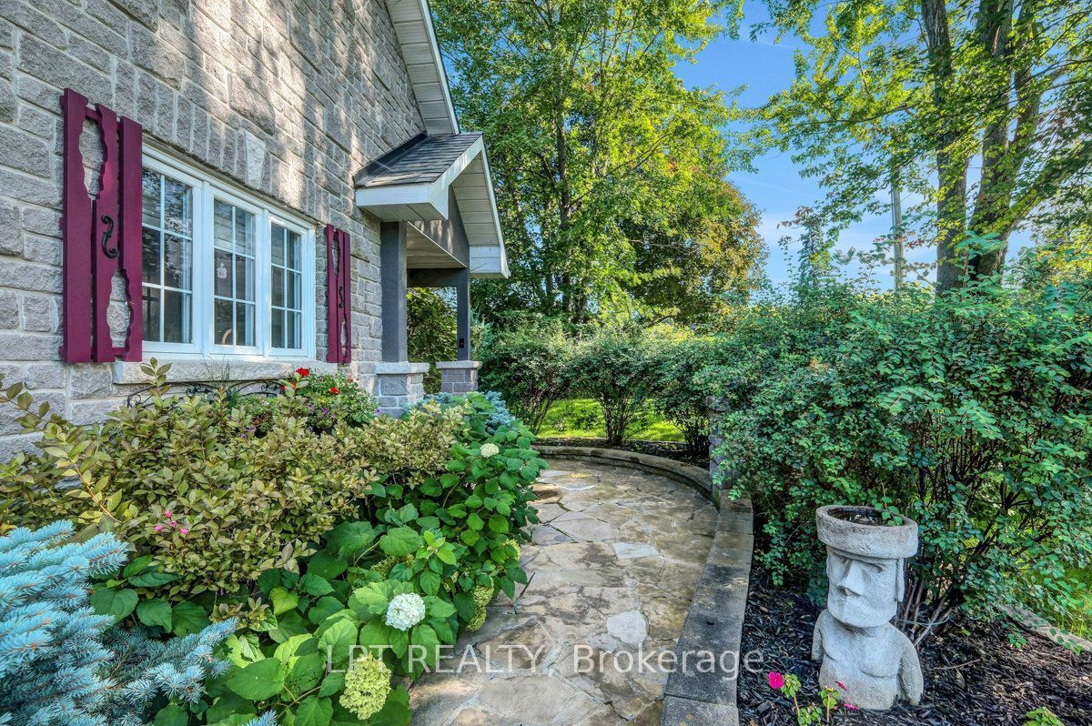5791 Kelly Marie Drive, Manotick - Kars - Rideau Twp and Area, ON K4M 1B3 photo 2