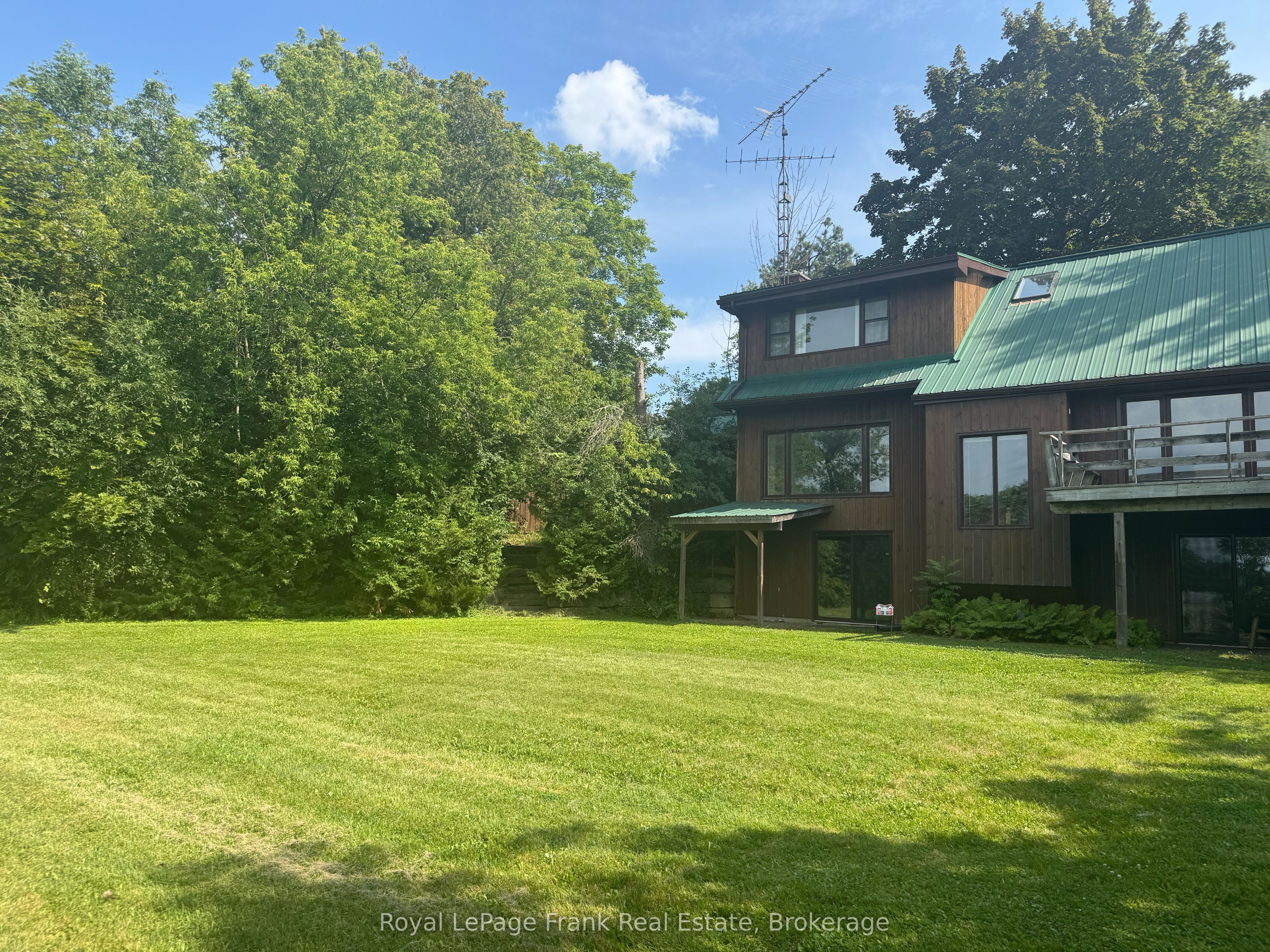 674 Dickie Road, Kawartha Lakes, ON K9J 6X3 photo 3