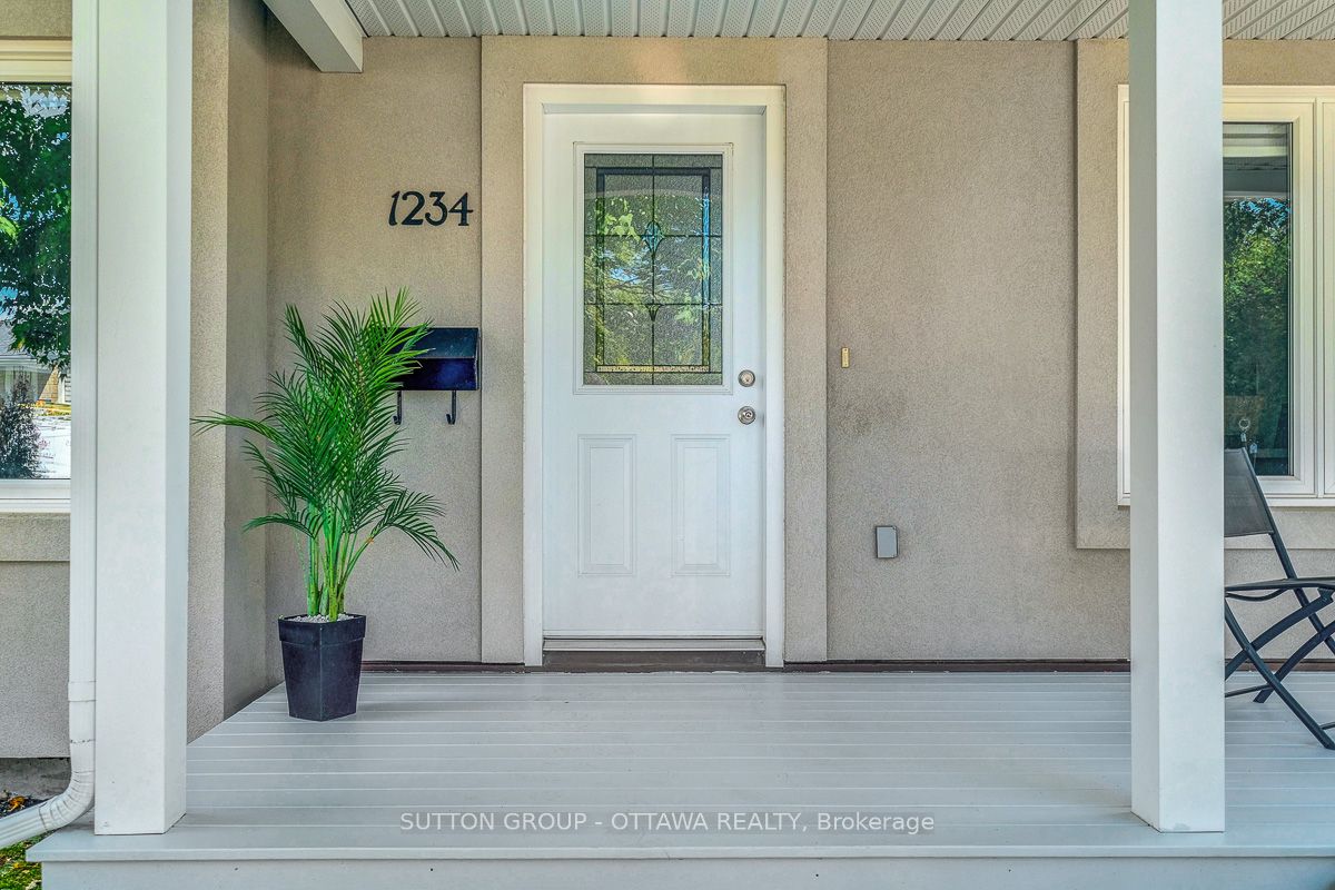 1234 Anoka Street, Hunt Club - South Keys and Area, ON K1V 6C6 photo 5