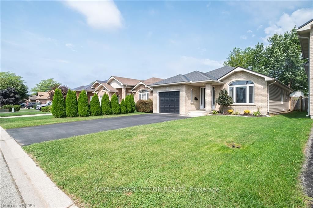 15 Landon Avenue, Norfolk, ON N3Y 5J8 photo 3