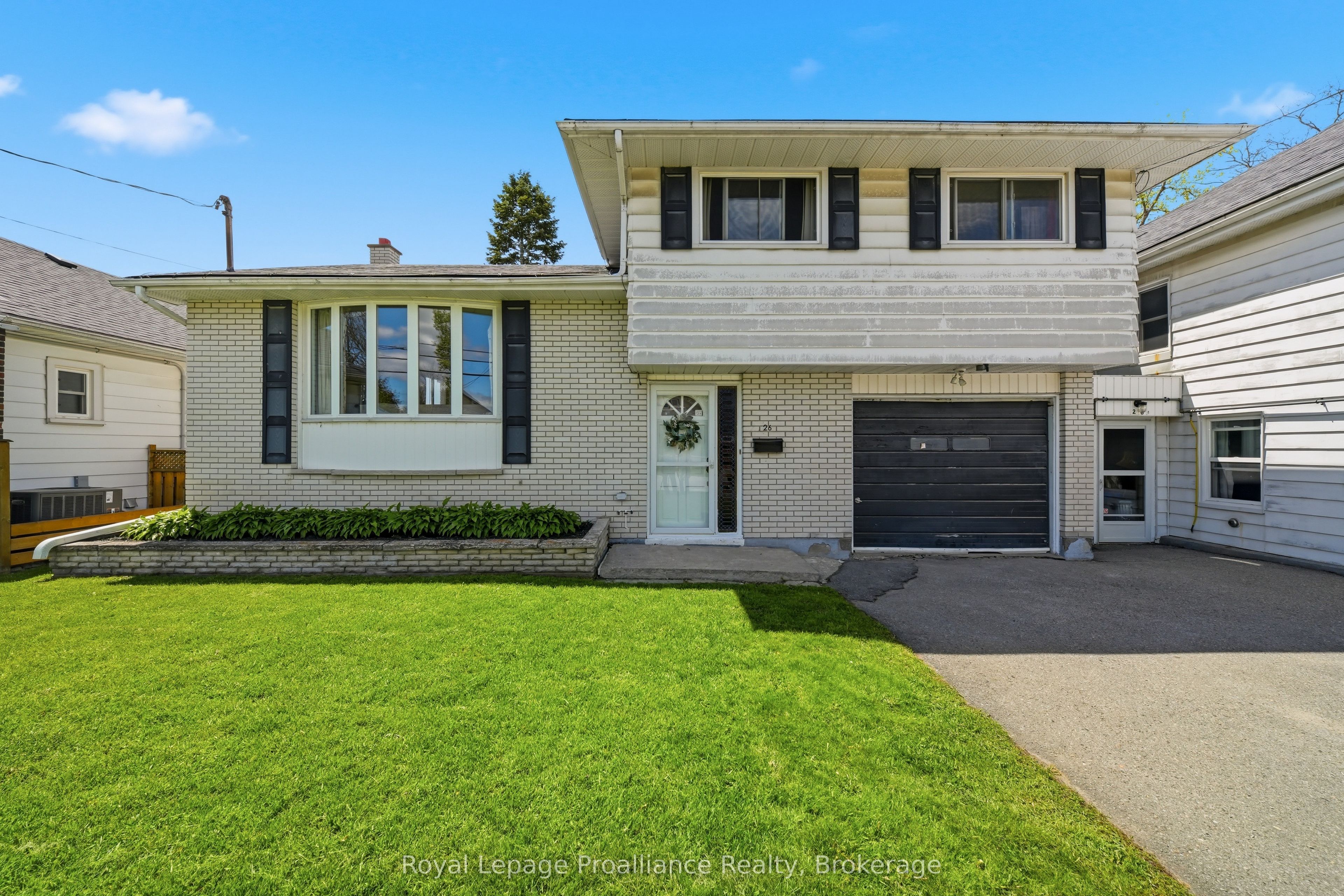 26 Johnson Street, Belleville, ON K8N 4T3 photo 5