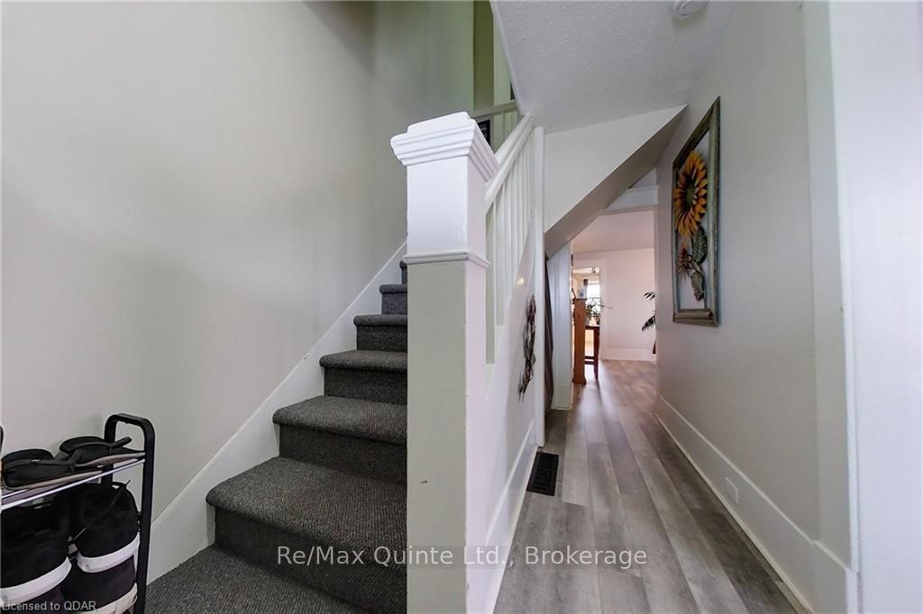 218 Coleman Street A, Belleville, ON K8P 3H5 photo 4