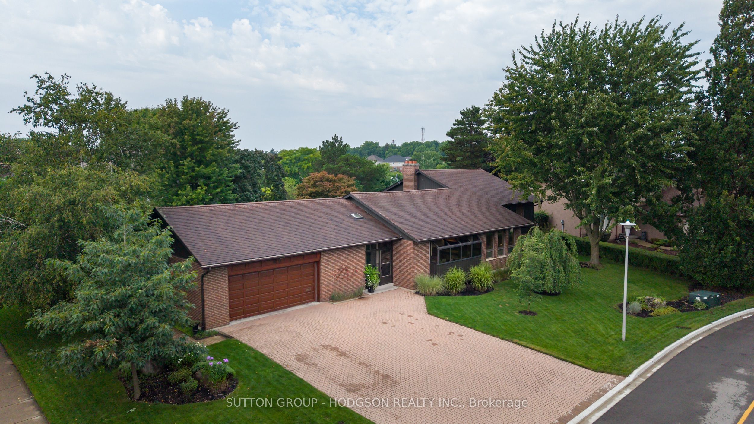 86 Parks Edge Close, London South, ON N6K 3P8