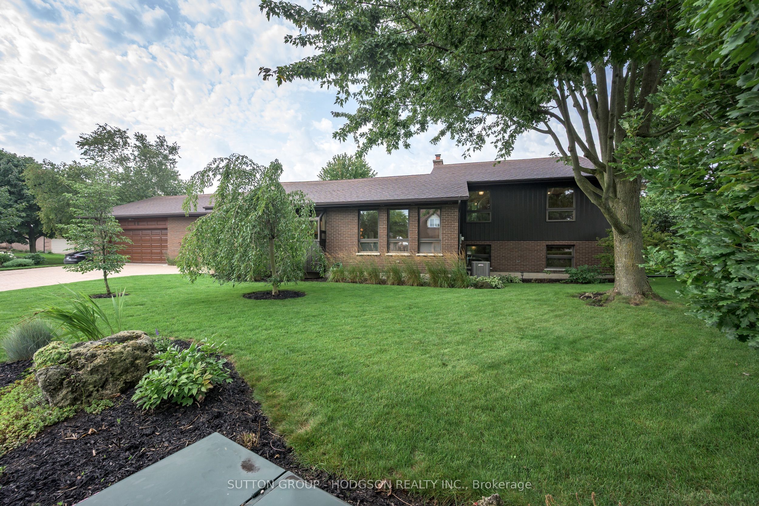 86 Parks Edge Close, London South, ON N6K 3P8 photo 2