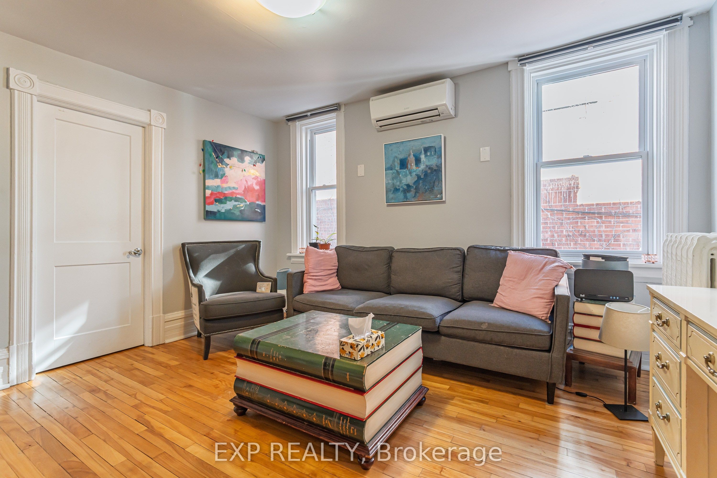 52 St Andrew Street 1, Lower Town - Sandy Hill, ON K1N 5E9 photo 3