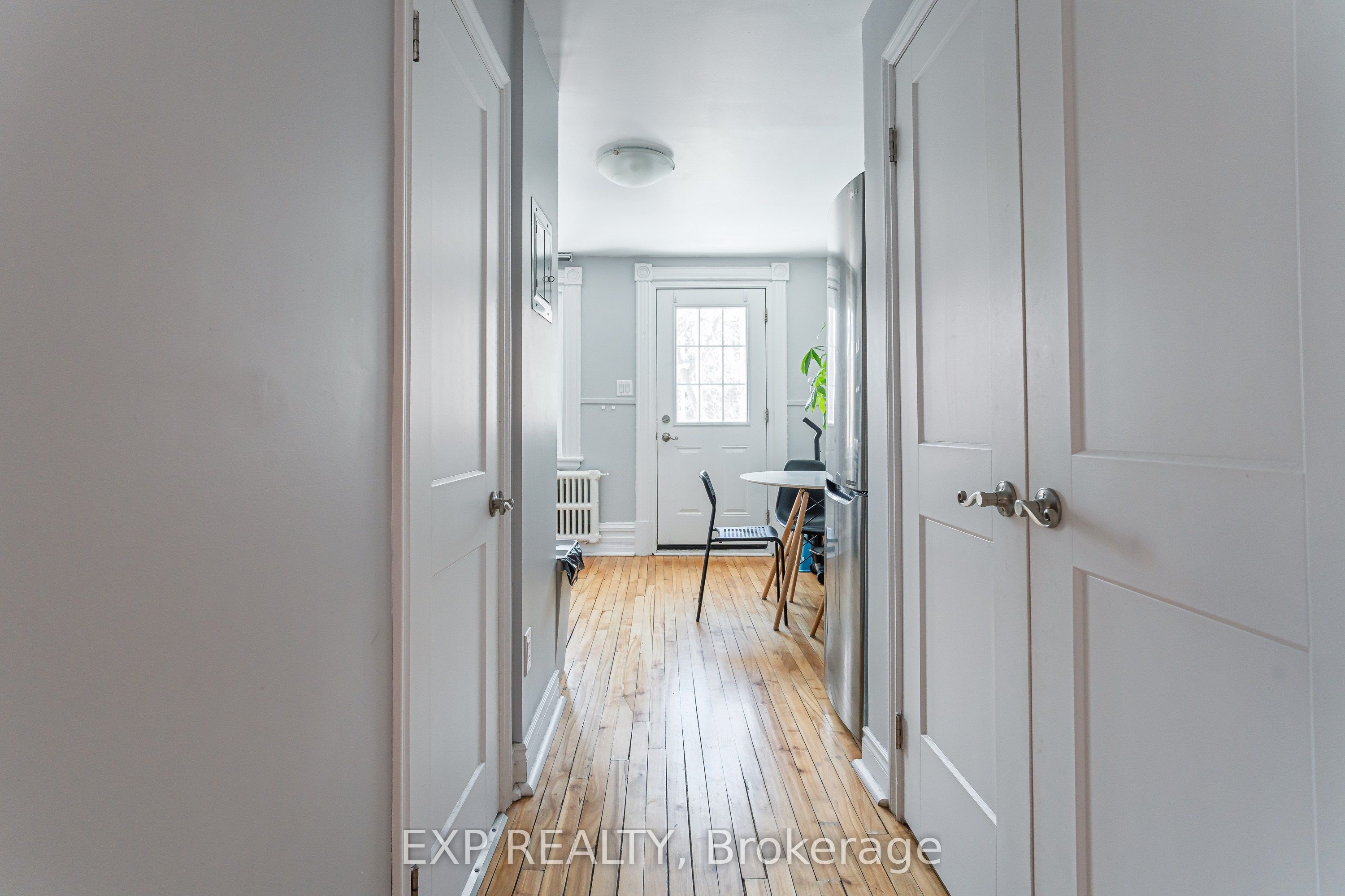 52 St Andrew Street 1, Lower Town - Sandy Hill, ON K1N 5E9 photo 5