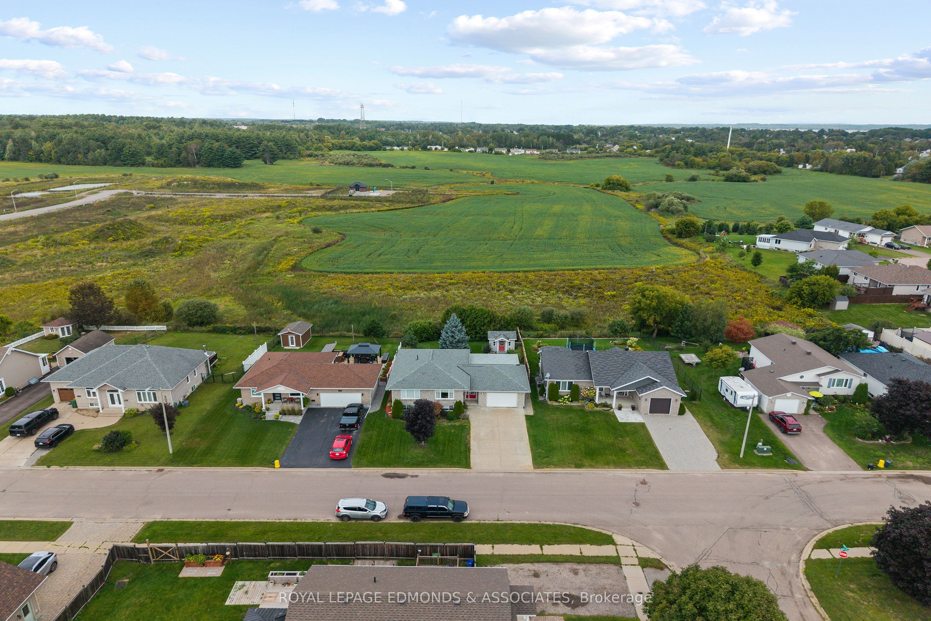 626 Moss Drive, Pembroke, ON K8A 8R7 photo 4