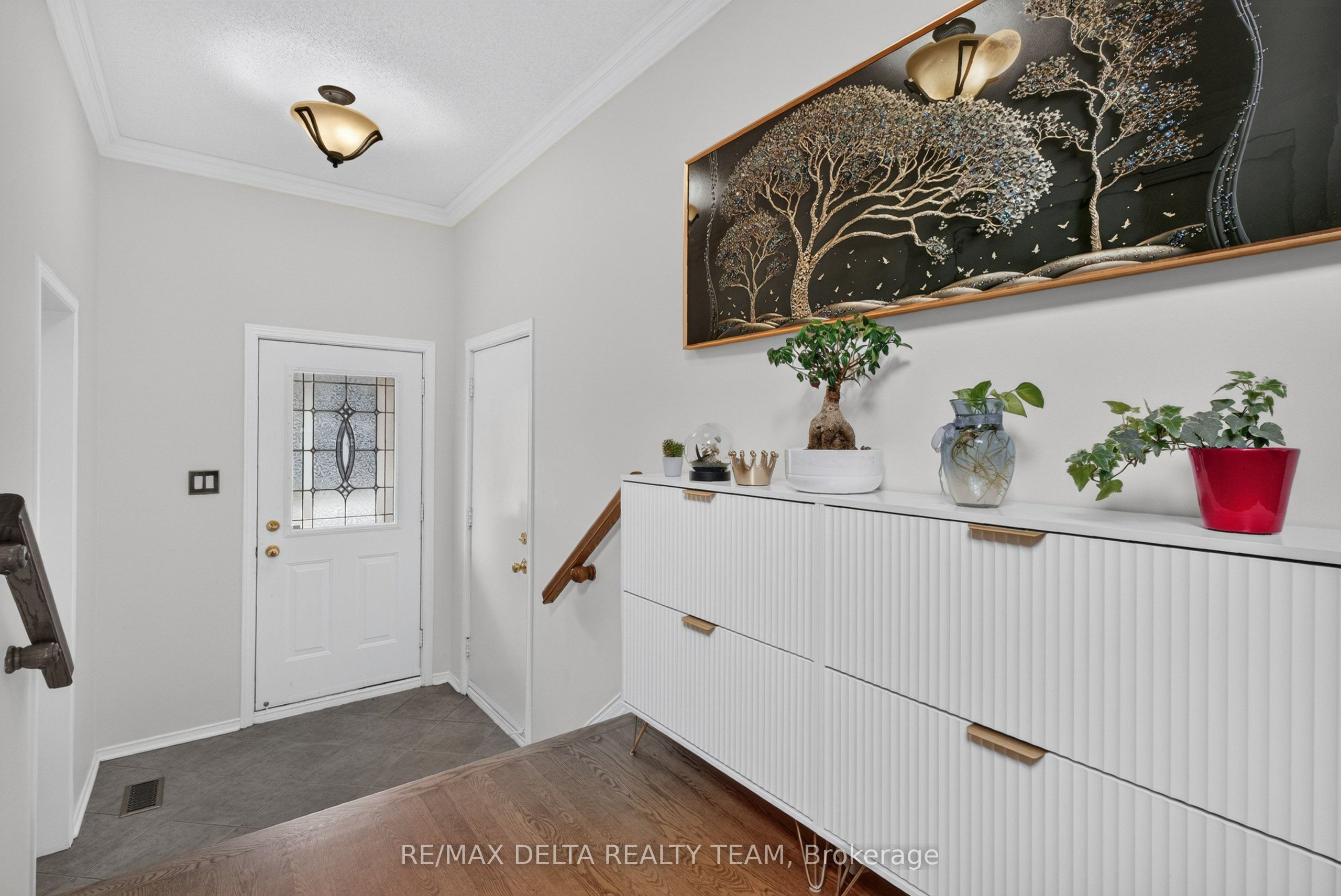 77 Flowertree Crescent, Kanata, ON K2M 2R7 photo 3