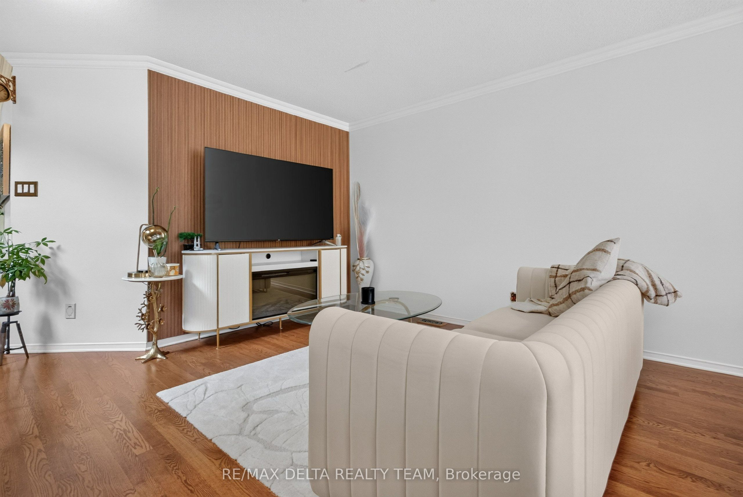 77 Flowertree Crescent, Kanata, ON K2M 2R7 photo 5