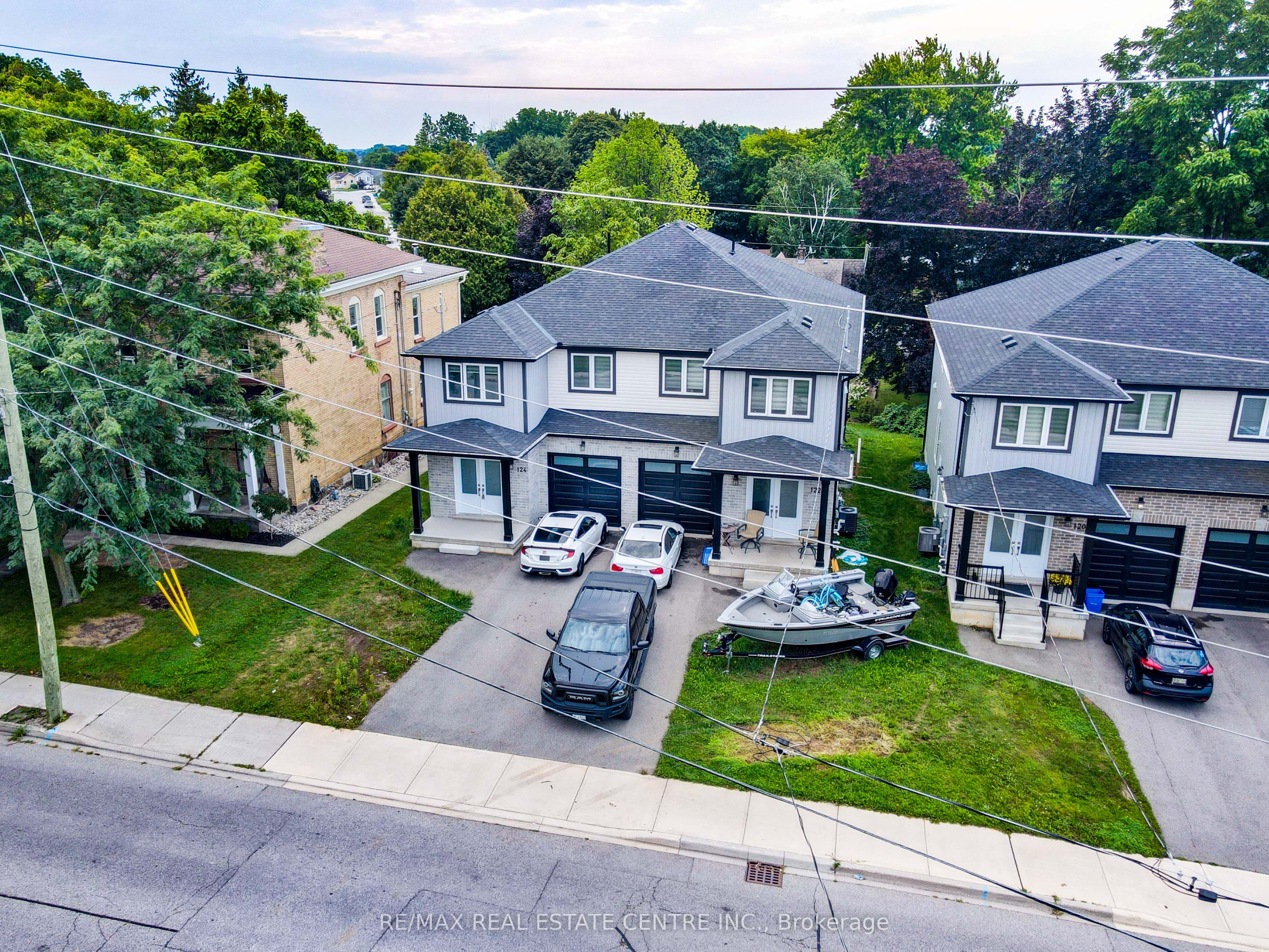 124 King Street E, Ingersoll, ON N5C 1G9 photo 3