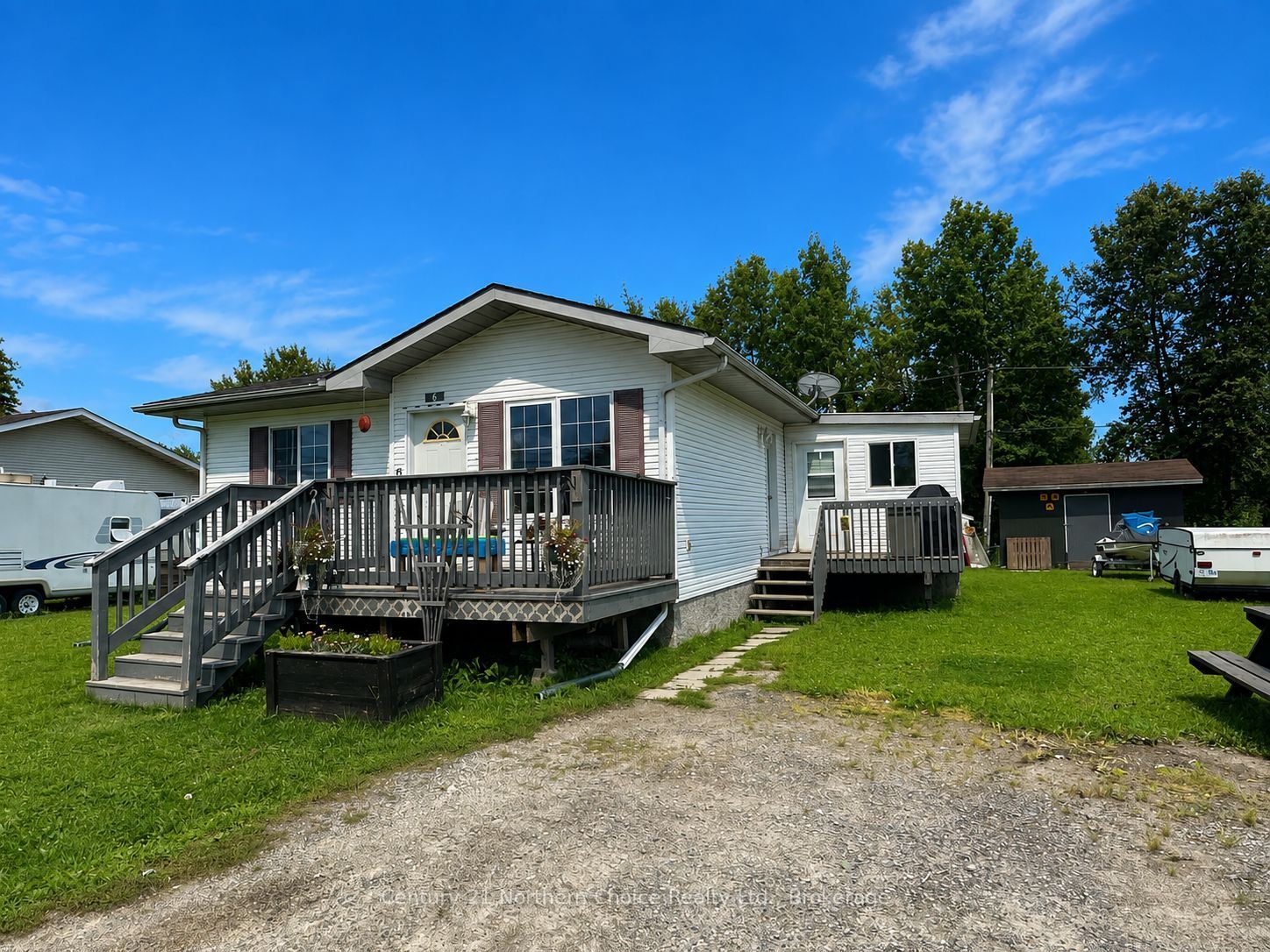 6 Oak Street, Ear Falls, ON P0V 1T0 photo 2