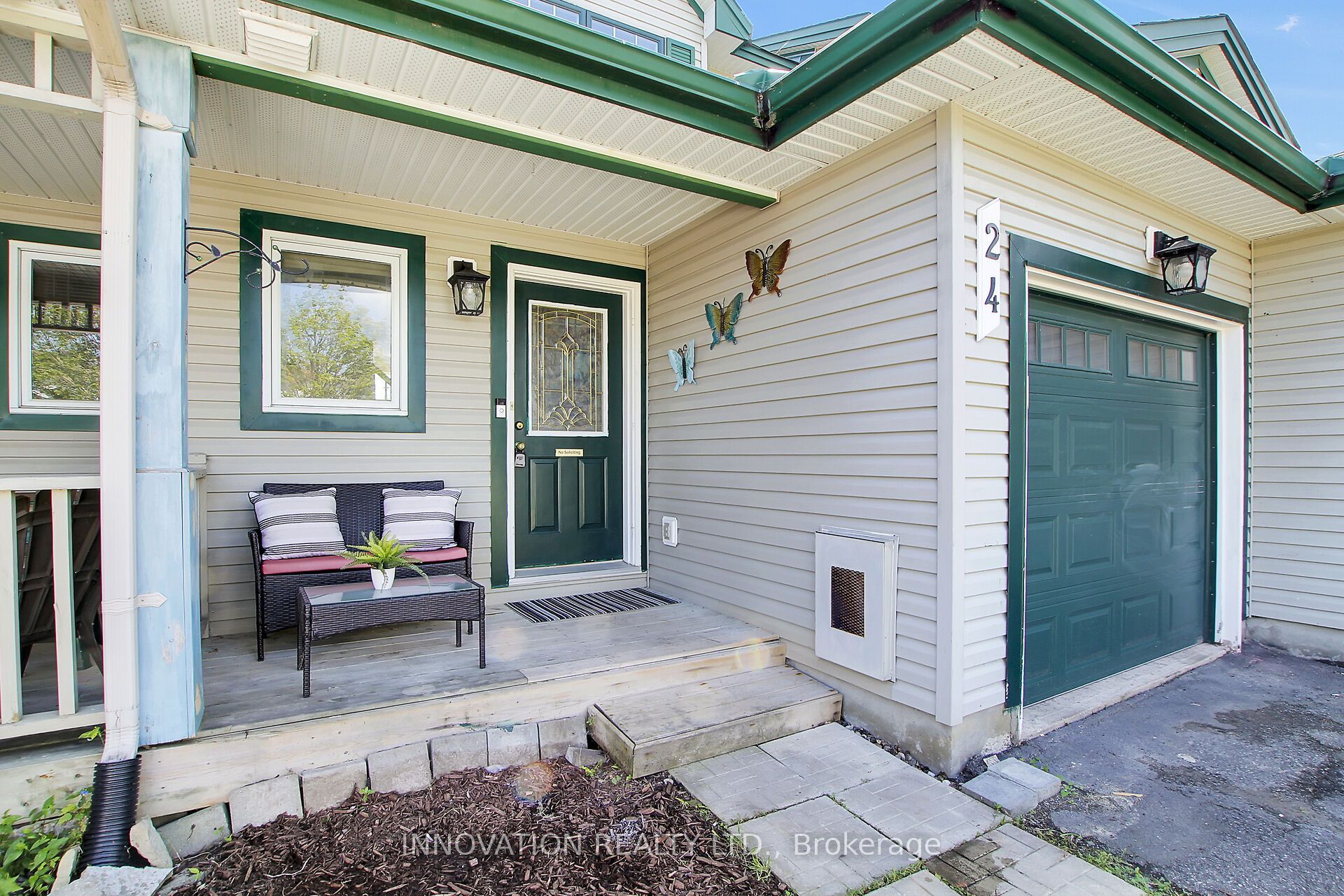 24 Crampton Drive, Carleton Place, ON K7C 4P7 photo 2