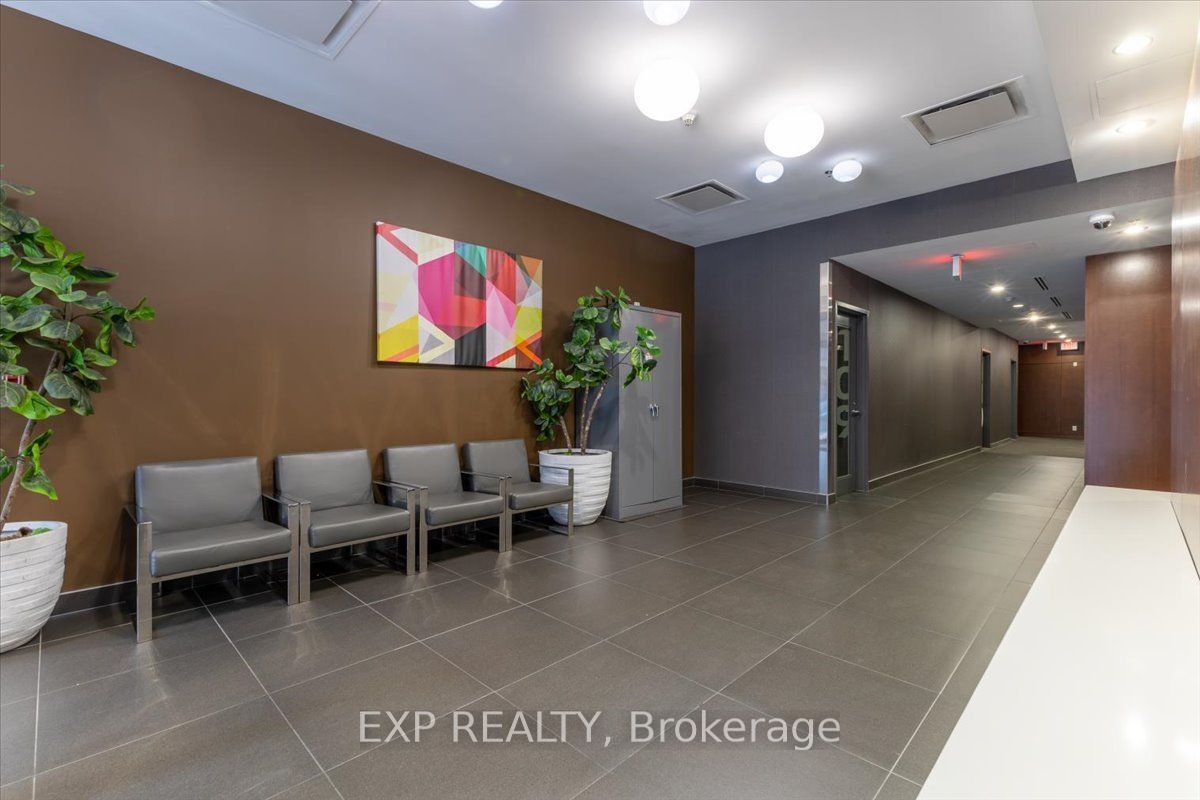 340 Mcleod Street 641, Ottawa Centre, ON K2P 1A4 photo 3
