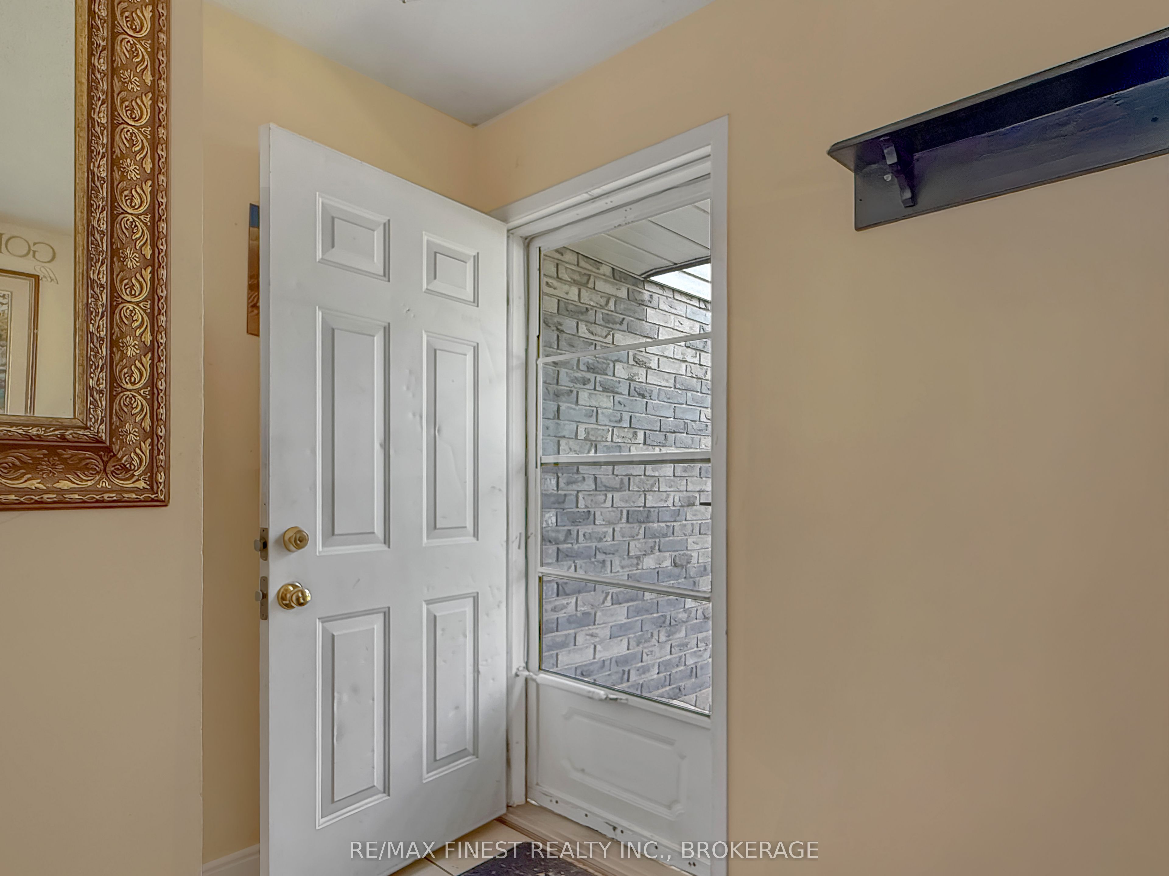 913 Oakview Avenue, Kingston, ON K7M 6V4 photo 3