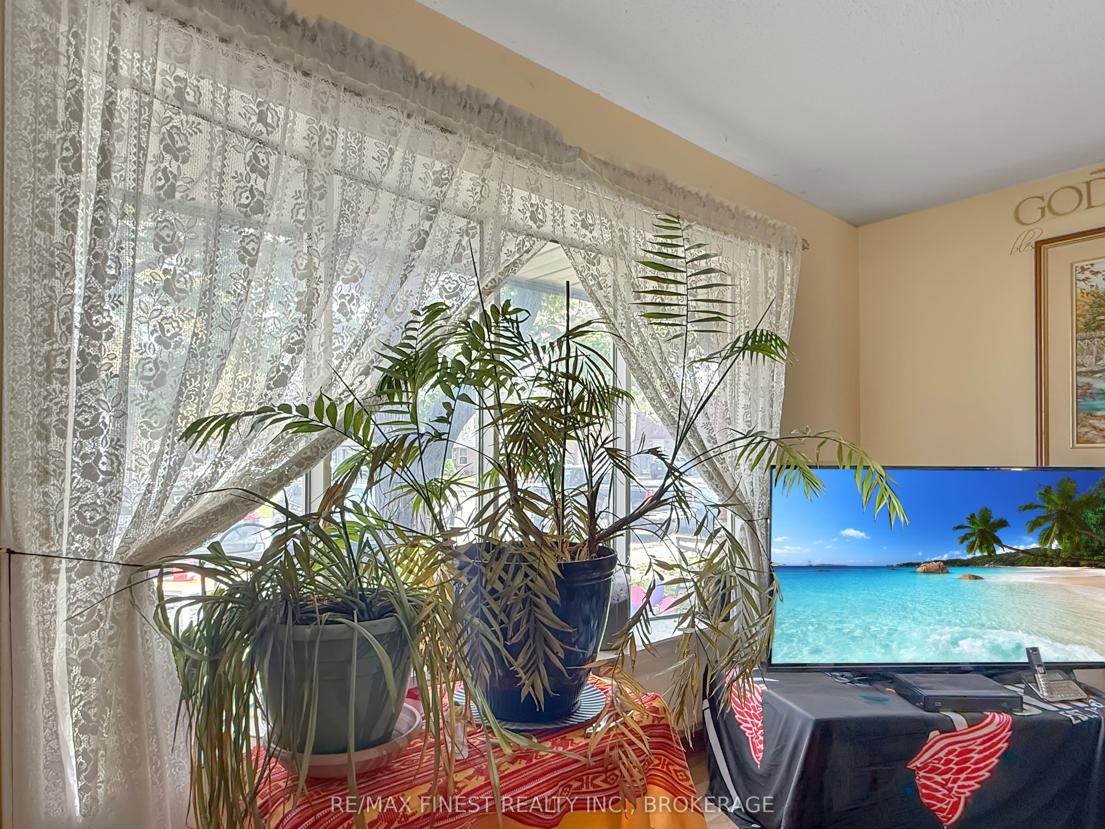 913 Oakview Avenue, Kingston, ON K7M 6V4 photo 4