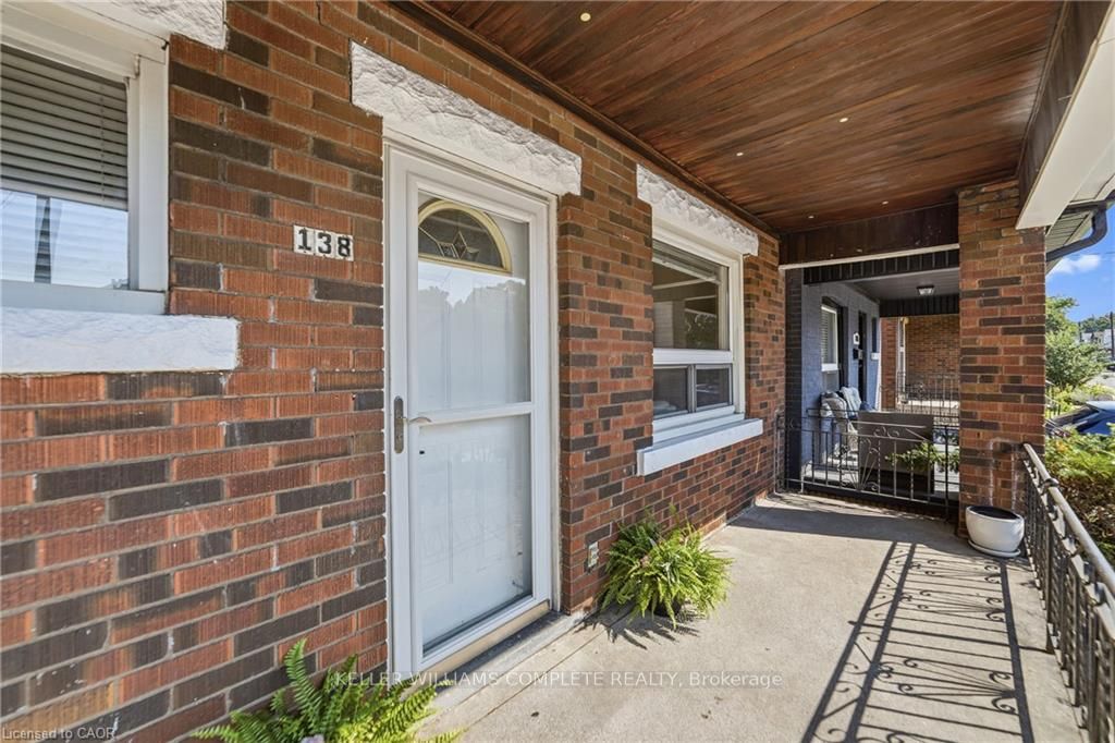 138 CAMERON Avenue N, Hamilton, ON L8H 4Z3 photo 3