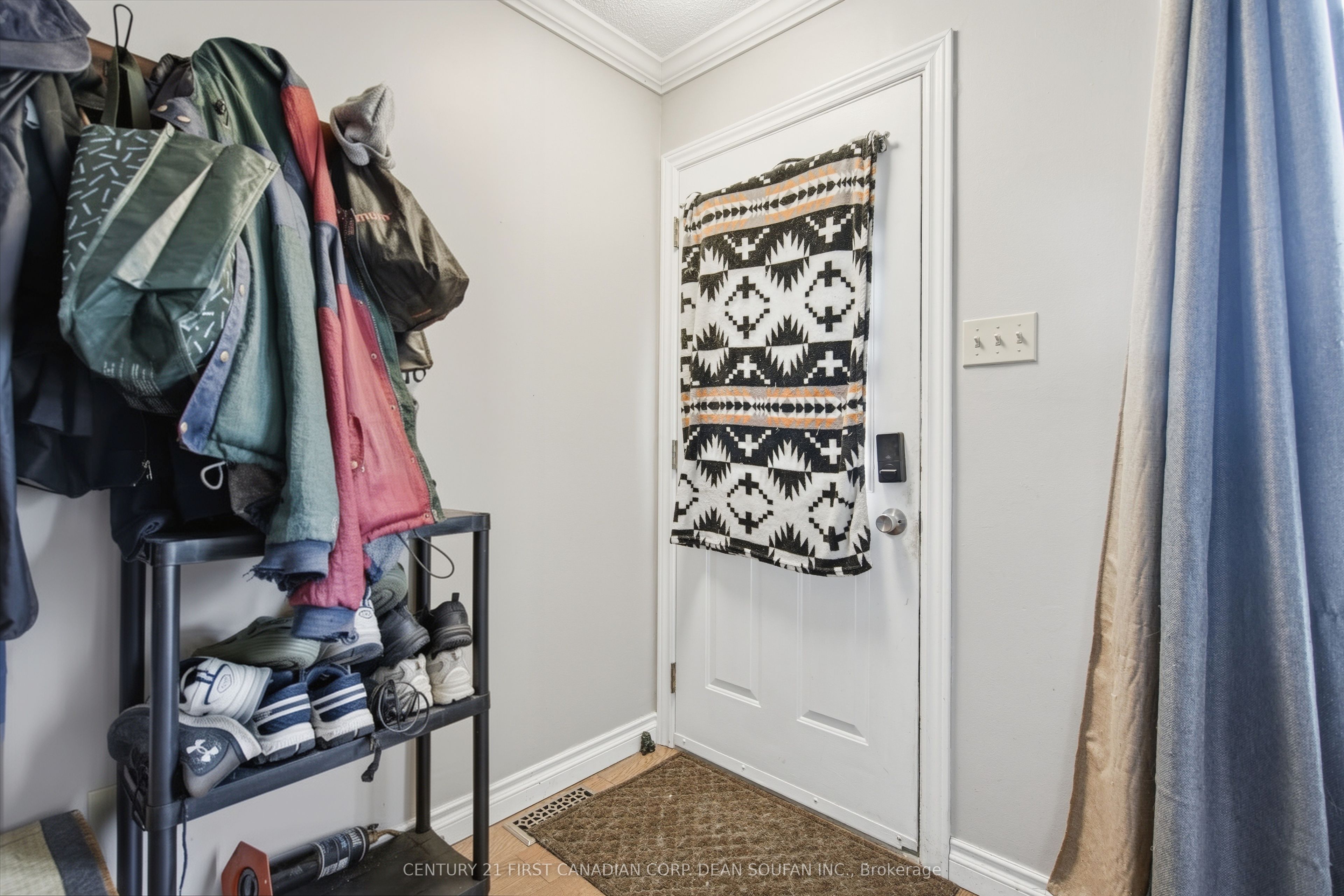 810 Easy Street, London South, ON N6C 4Z6 photo 5