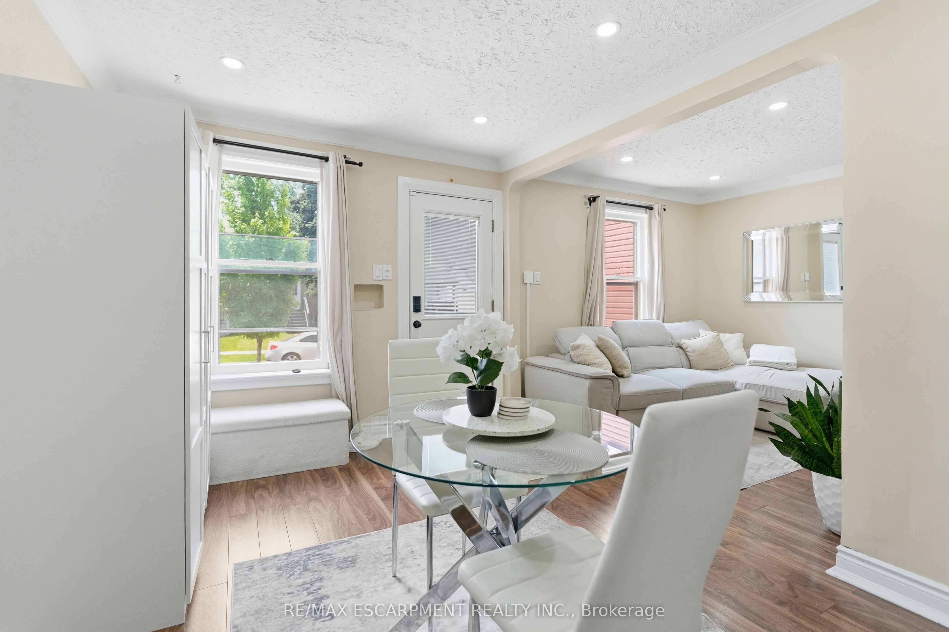 141 McAnulty Boulevard, Hamilton, ON L8H 3H6 photo 4