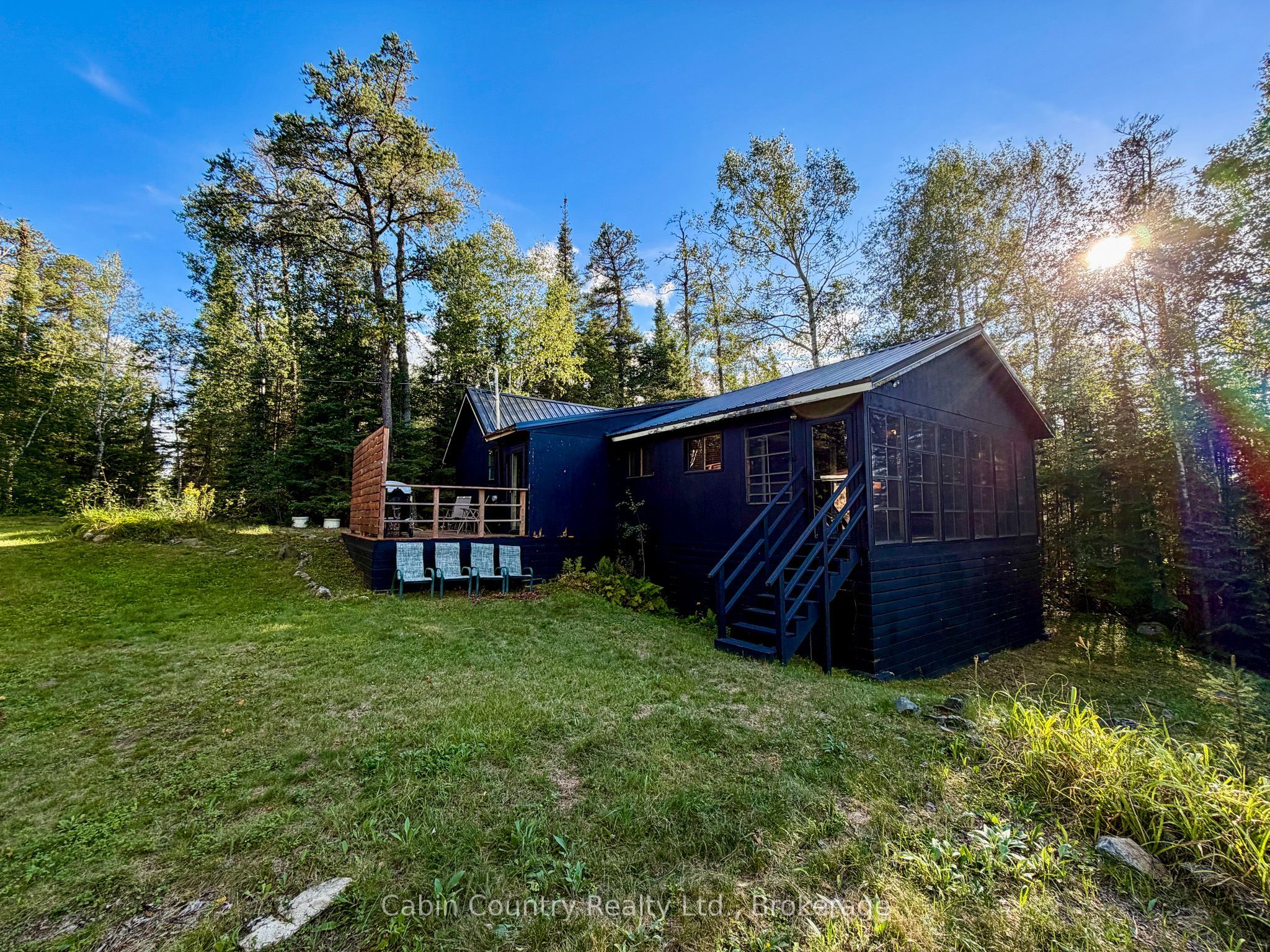 90 East Shore Royal Lake Road, Kenora Remote Area, ON P0X 1C0