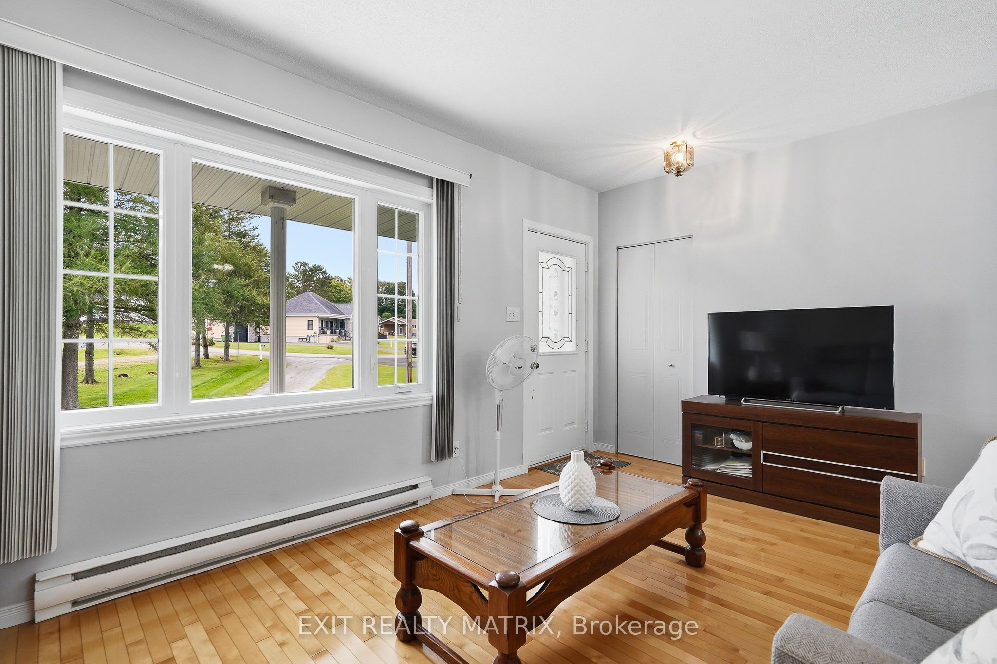 33 Frost Avenue, Hawkesbury, ON K6A 2T4 photo 5