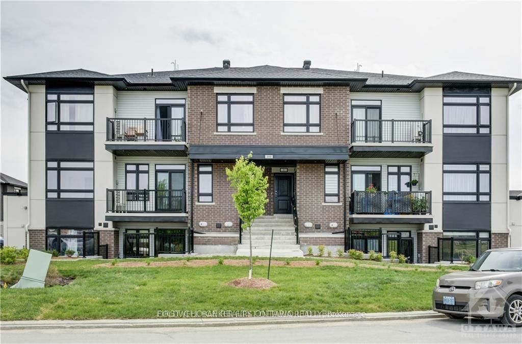 300 TULUM Crescent K, Kanata, ON K2S 2Y4