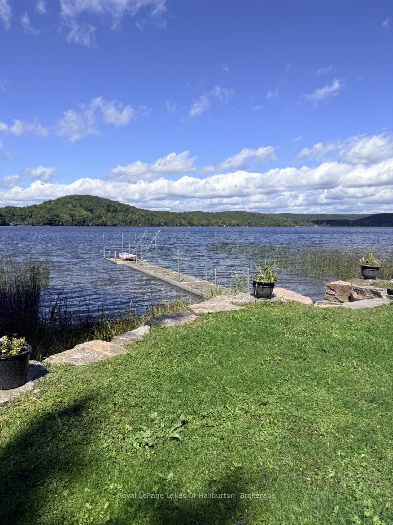 1049 Ninatigo Lane, Algonquin Highlands, ON K0M 1S0 photo 3