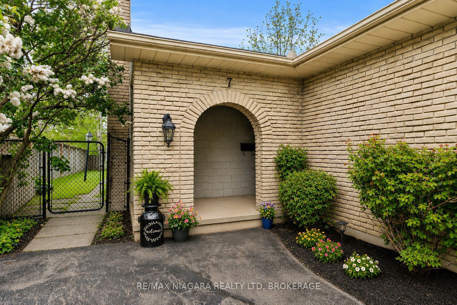 7 Ameer Drive, St. Catharines, ON L2N 3S9 photo 5