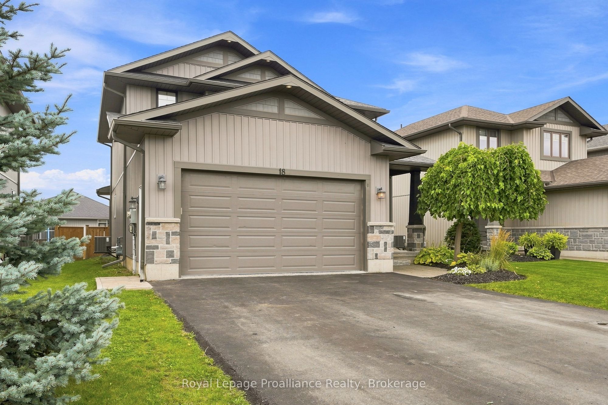 18 Granite Drive, Belleville, ON K8P 0C6 photo 3