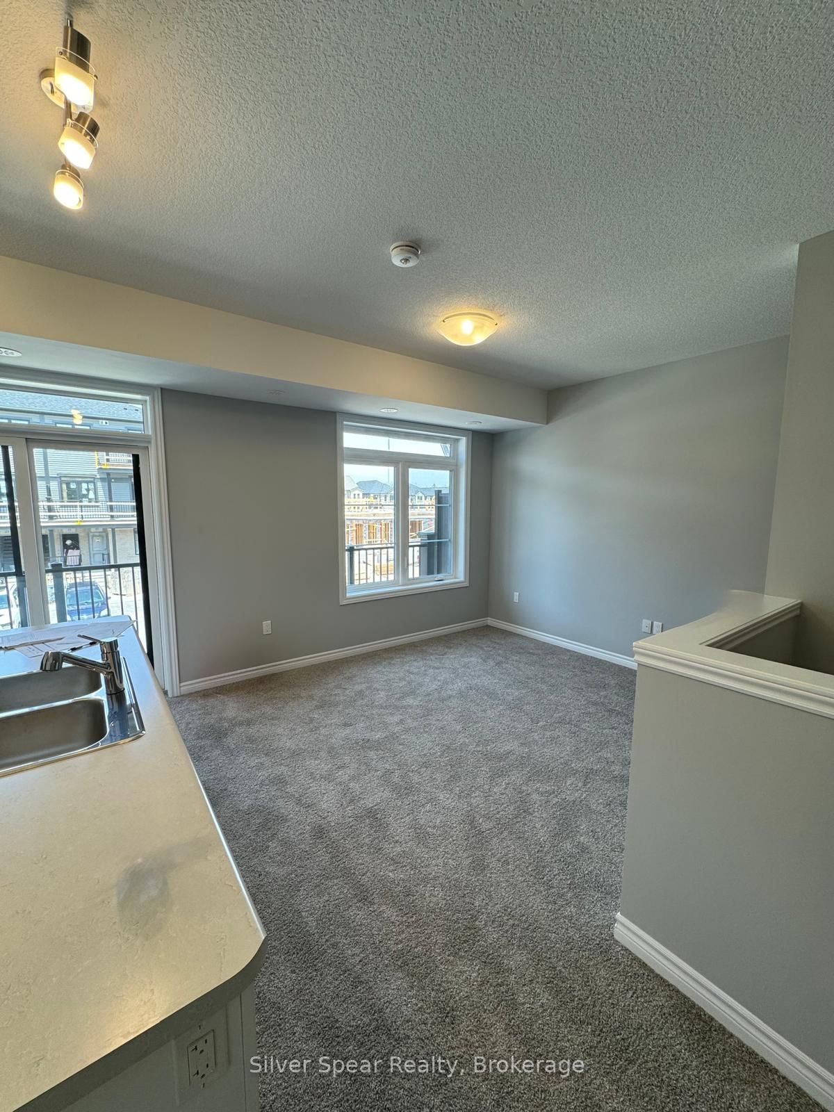 76 Lomond Lane, Kitchener, ON N2R 0T6 photo 5